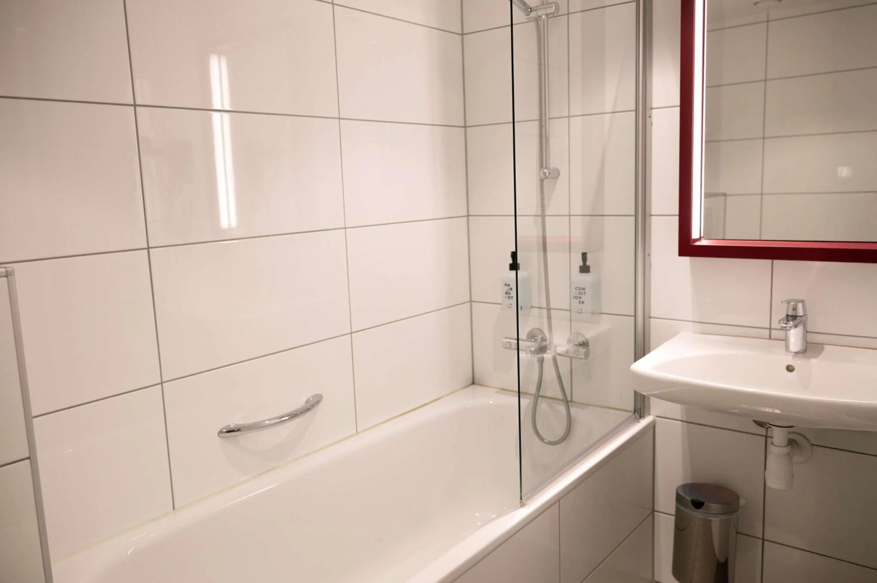 Bathroom in Scandic Solli