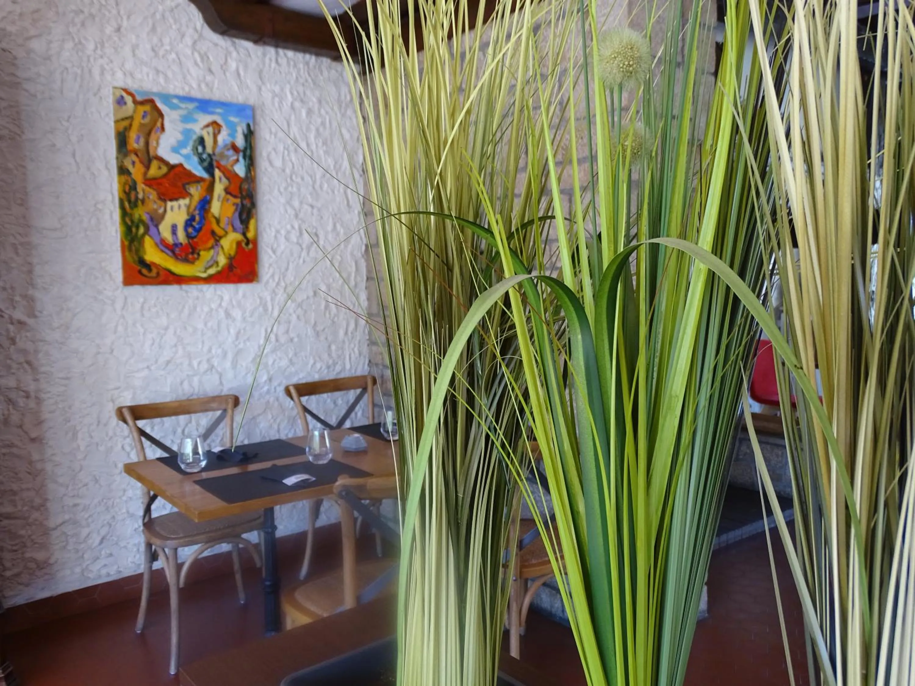 Restaurant/places to eat in Logis Hôtel AMBROISE