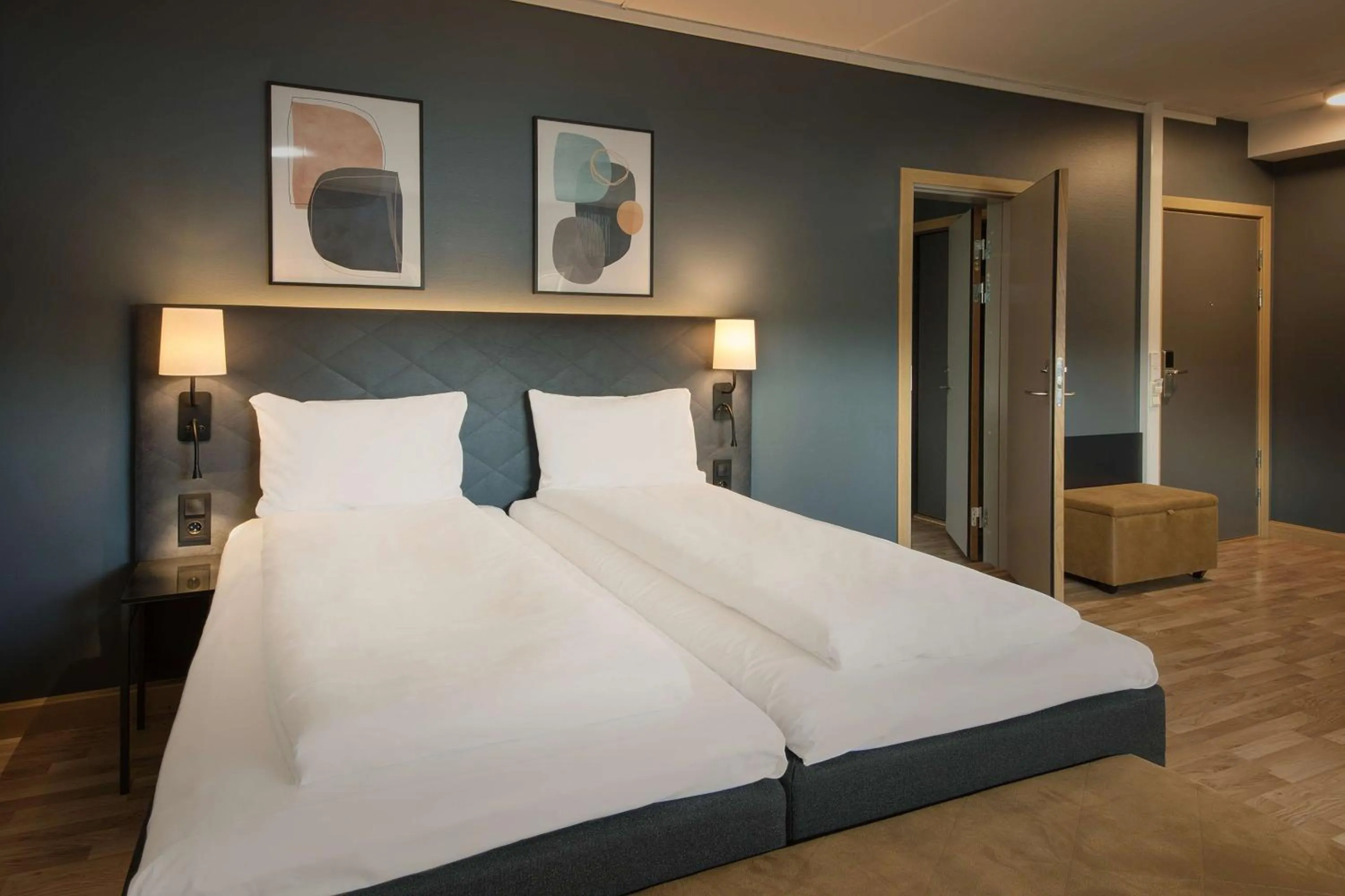 Bedroom, Bed in Scandic Solsiden