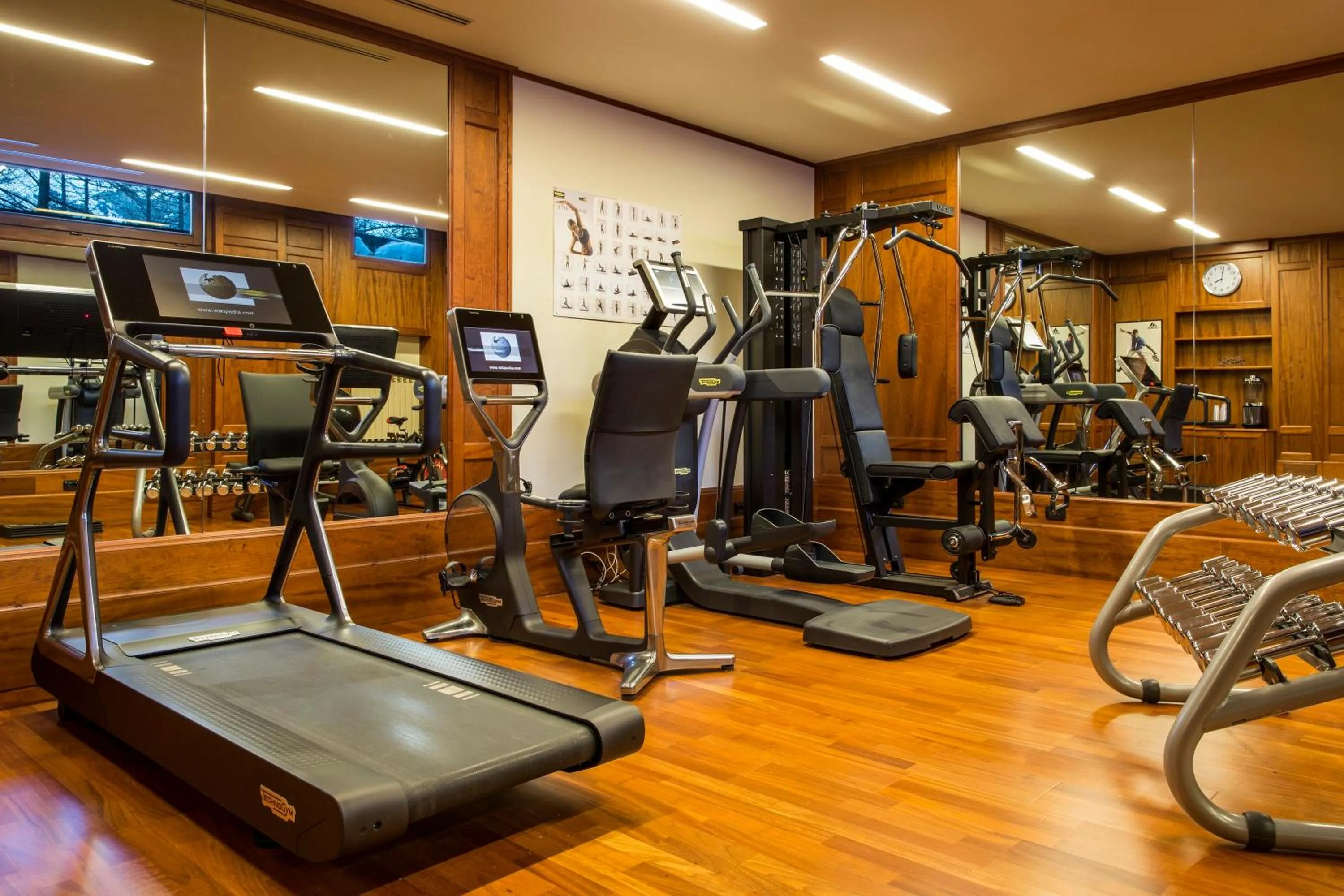 Fitness centre/facilities in Hotel Hermitage Relais & Châteaux