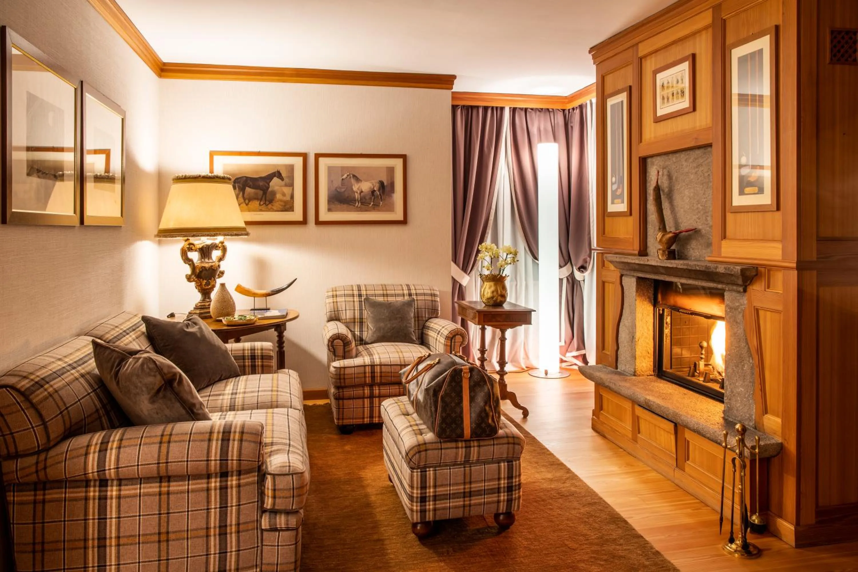 Living room in Hotel Hermitage Relais & Châteaux