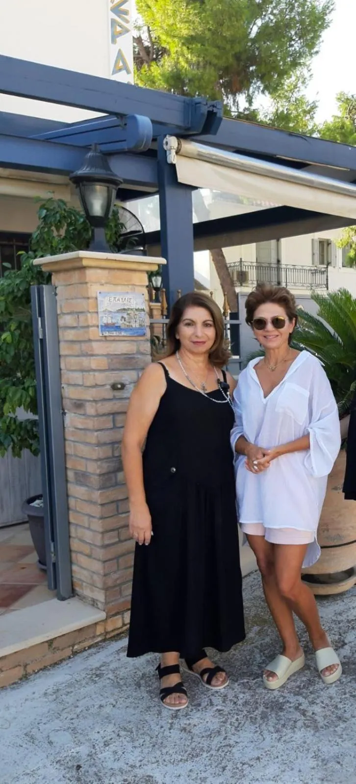 ''EPAVLIS boutique GALAXIDI''