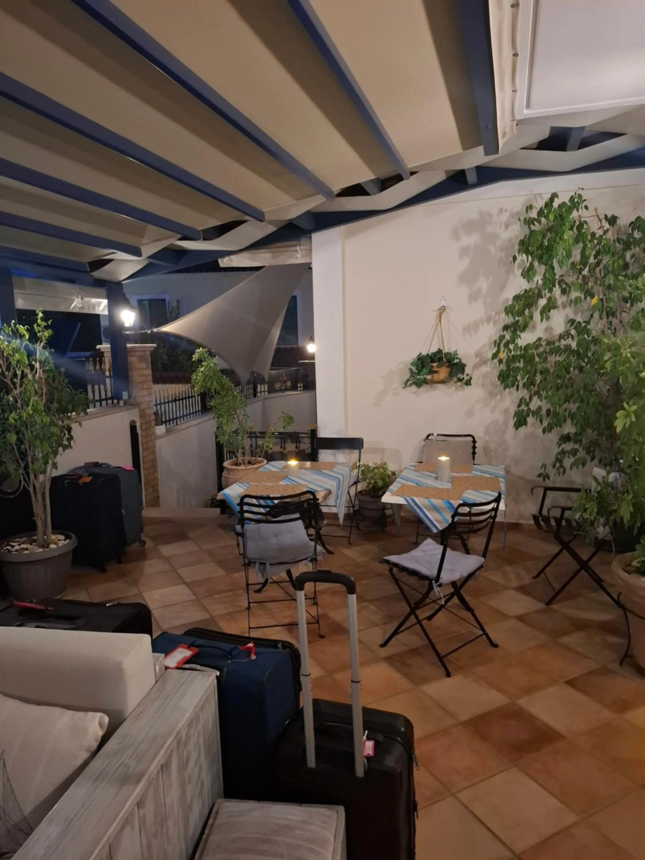 ''EPAVLIS boutique GALAXIDI''