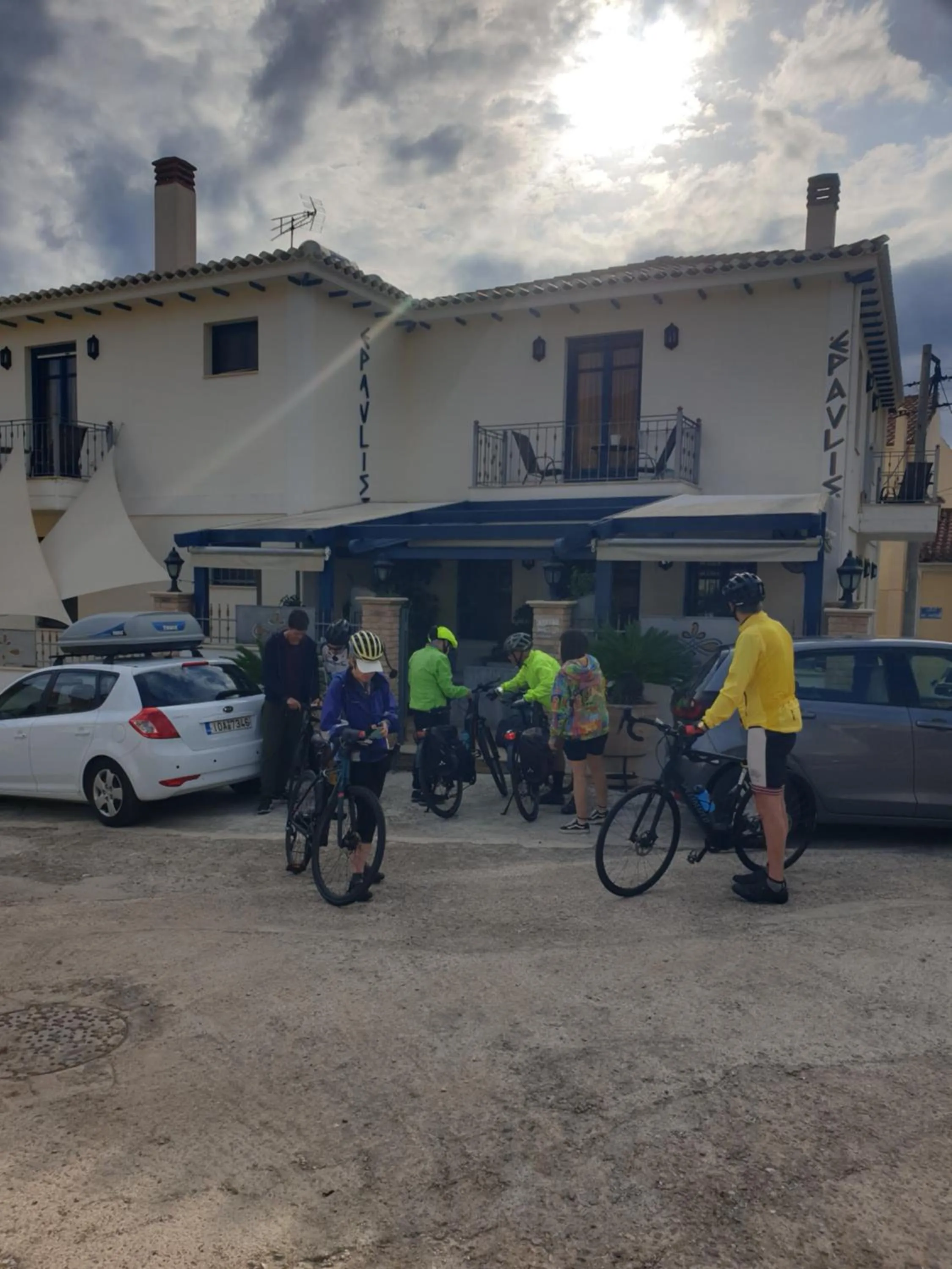 ''EPAVLIS boutique GALAXIDI''