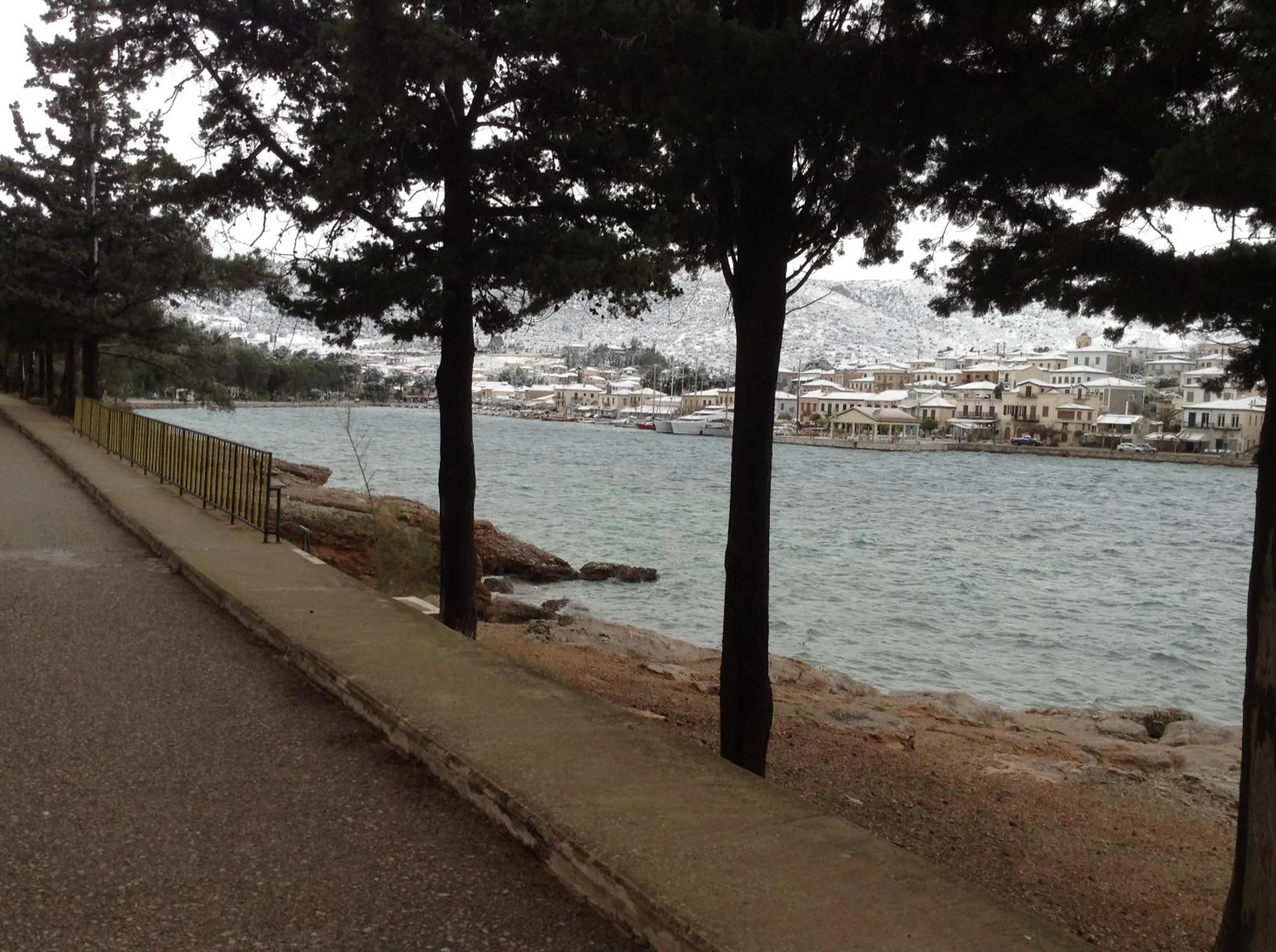 Activities in ''EPAVLIS boutique GALAXIDI''