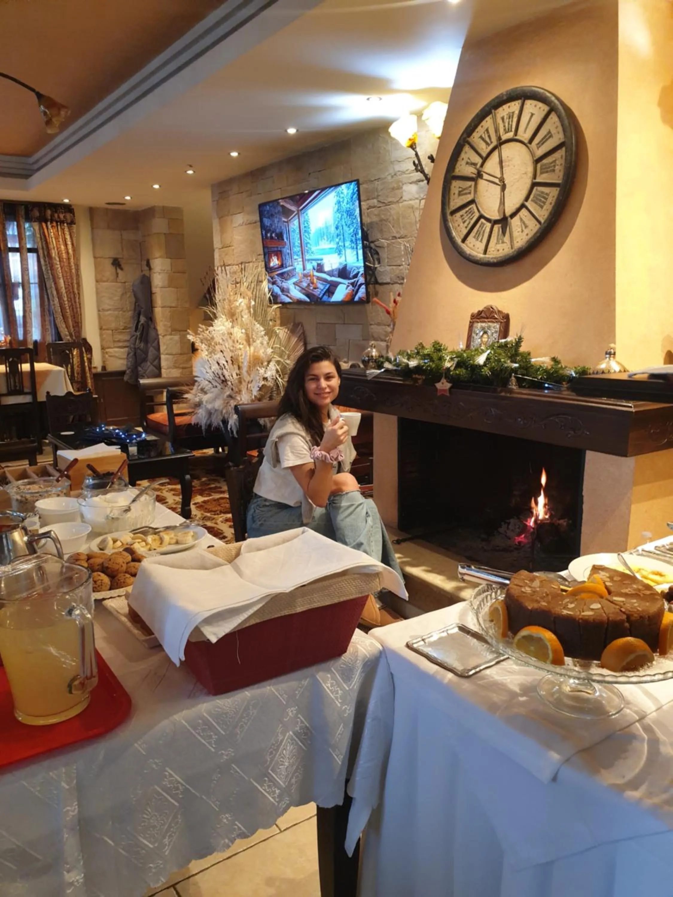 ''EPAVLIS boutique GALAXIDI''