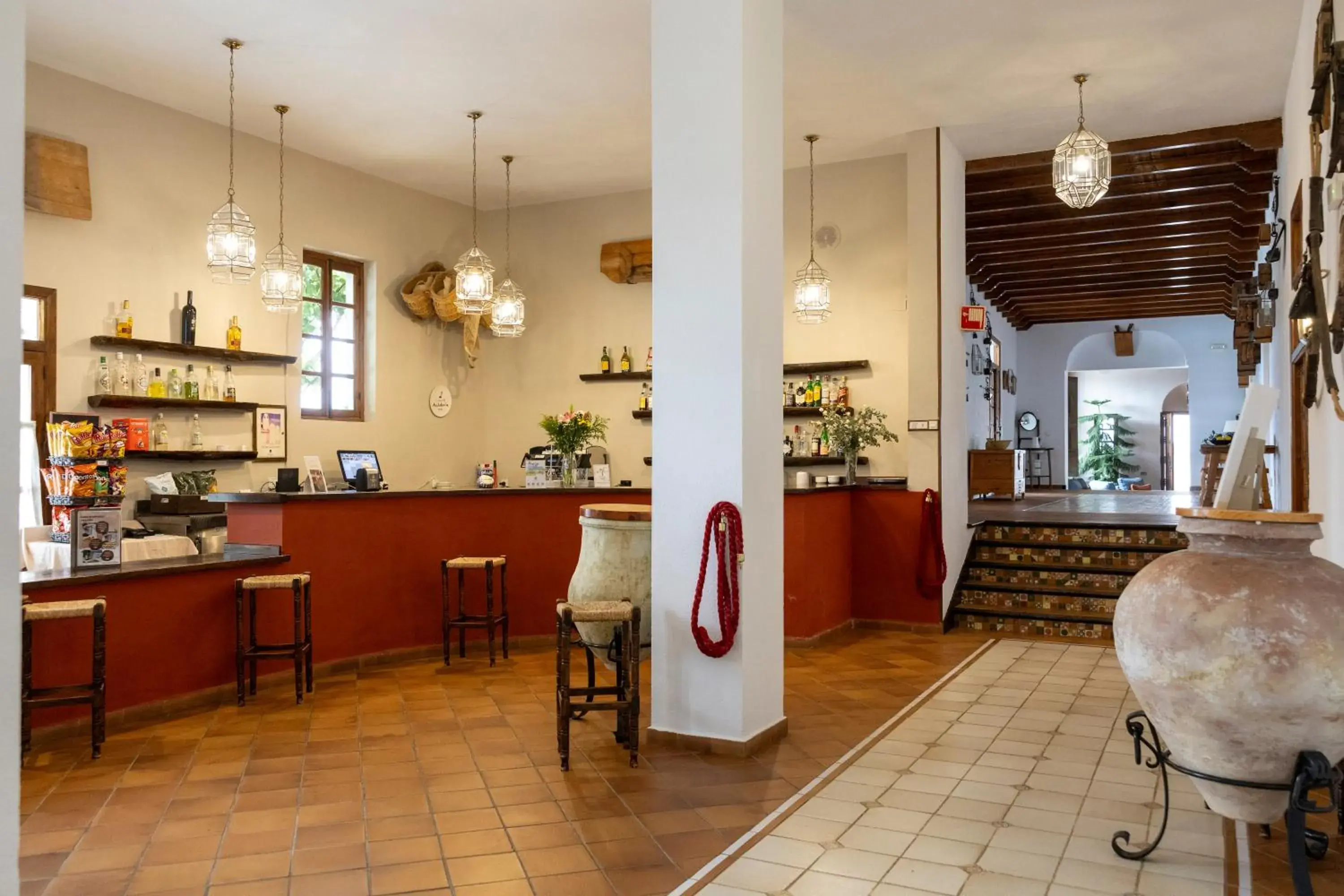 Lounge or bar in Villa Turística de Priego Lounge or bar in Villa Turística de Priego