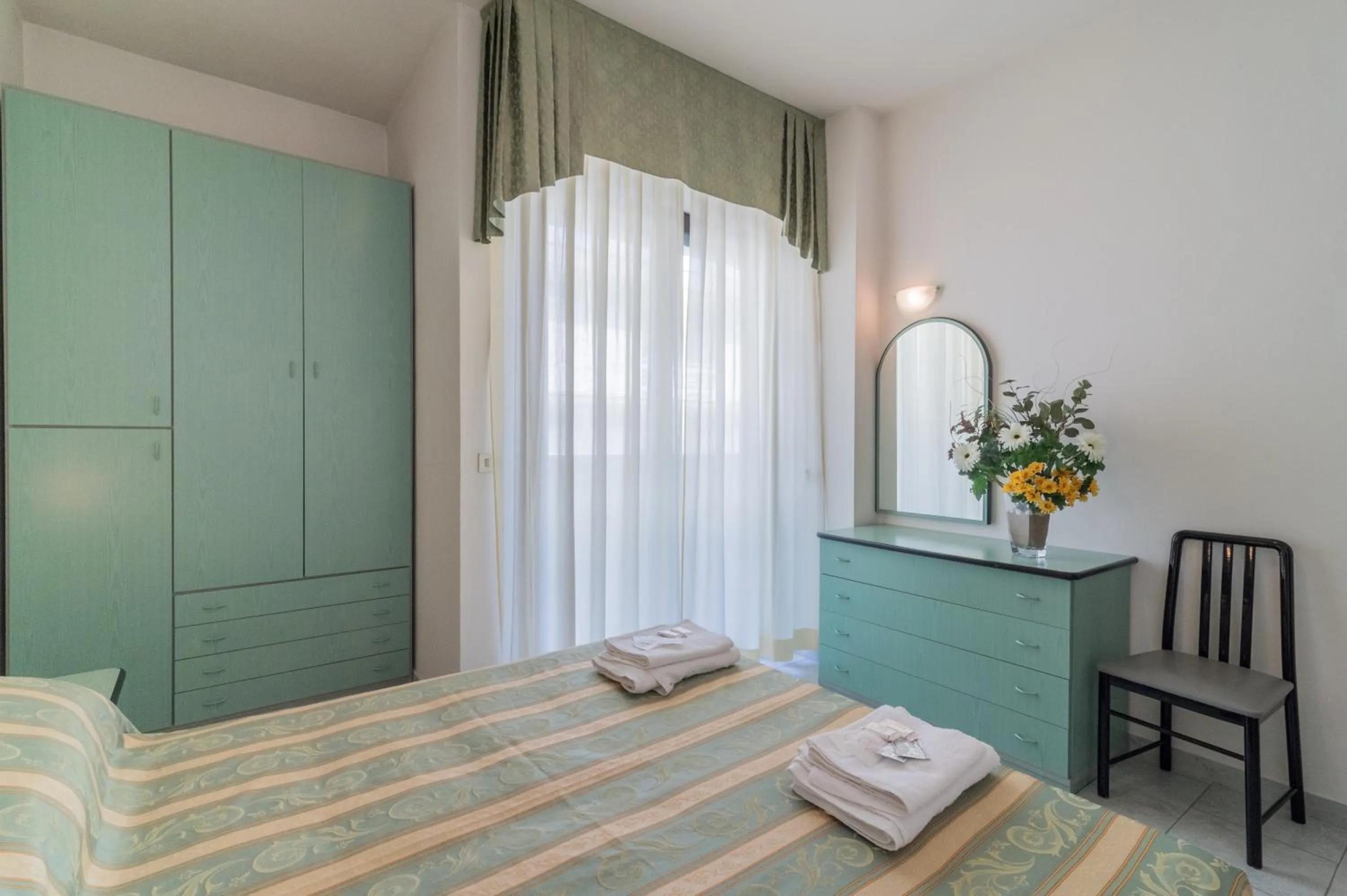 Photo of the whole room, Bed in Residence Baltic