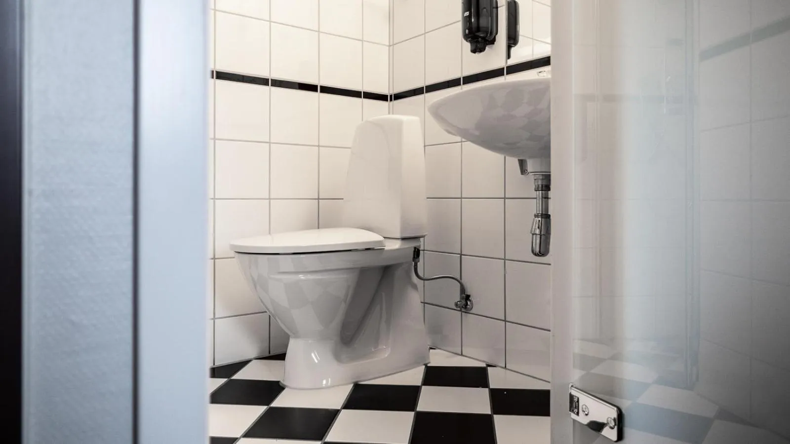 Bathroom in City Living Sentrum Hotel