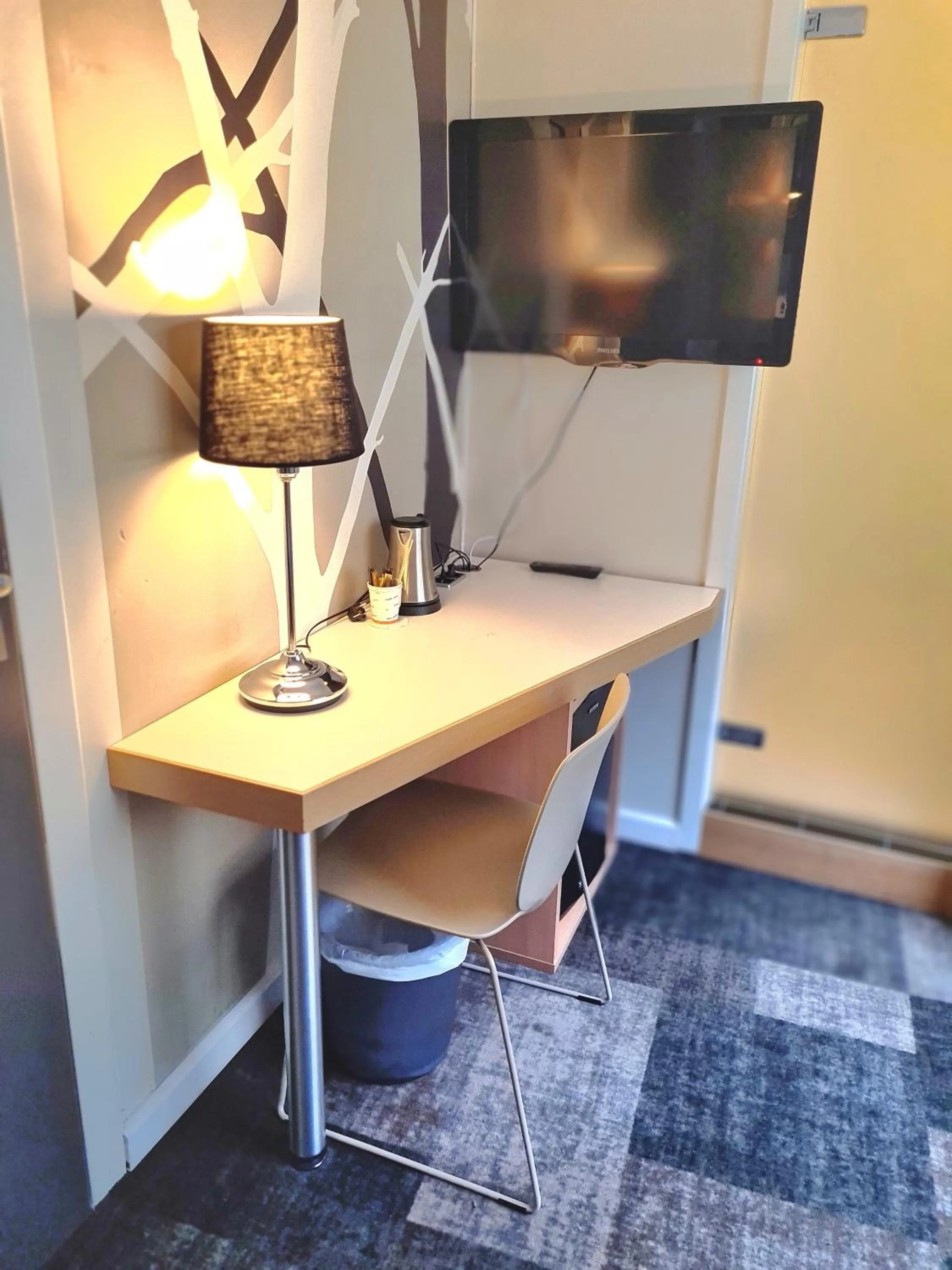 TV and multimedia in City Living Sentrum Hotel