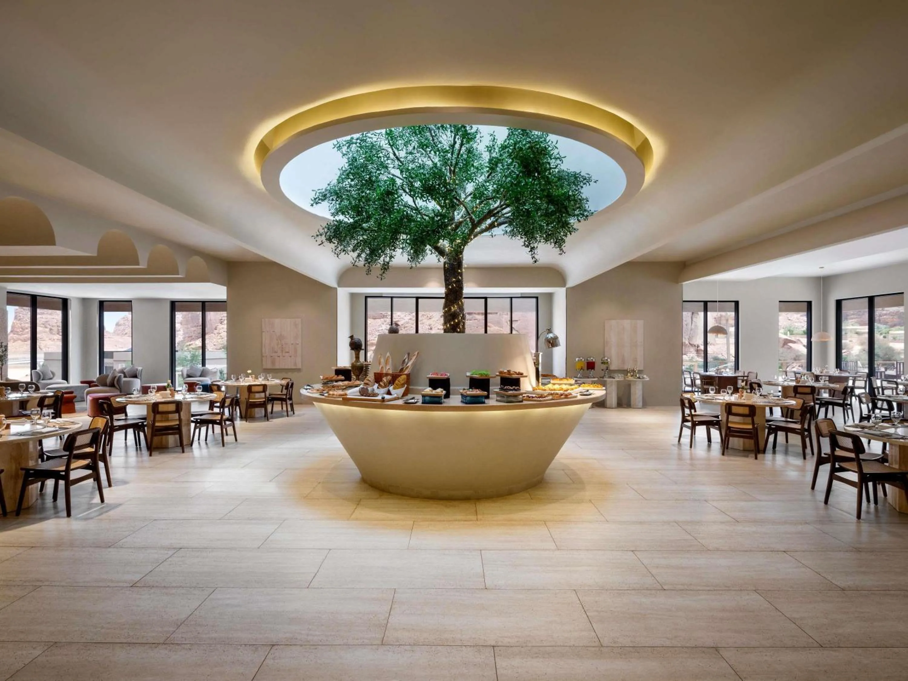 Restaurant/places to eat in Shaden Resort