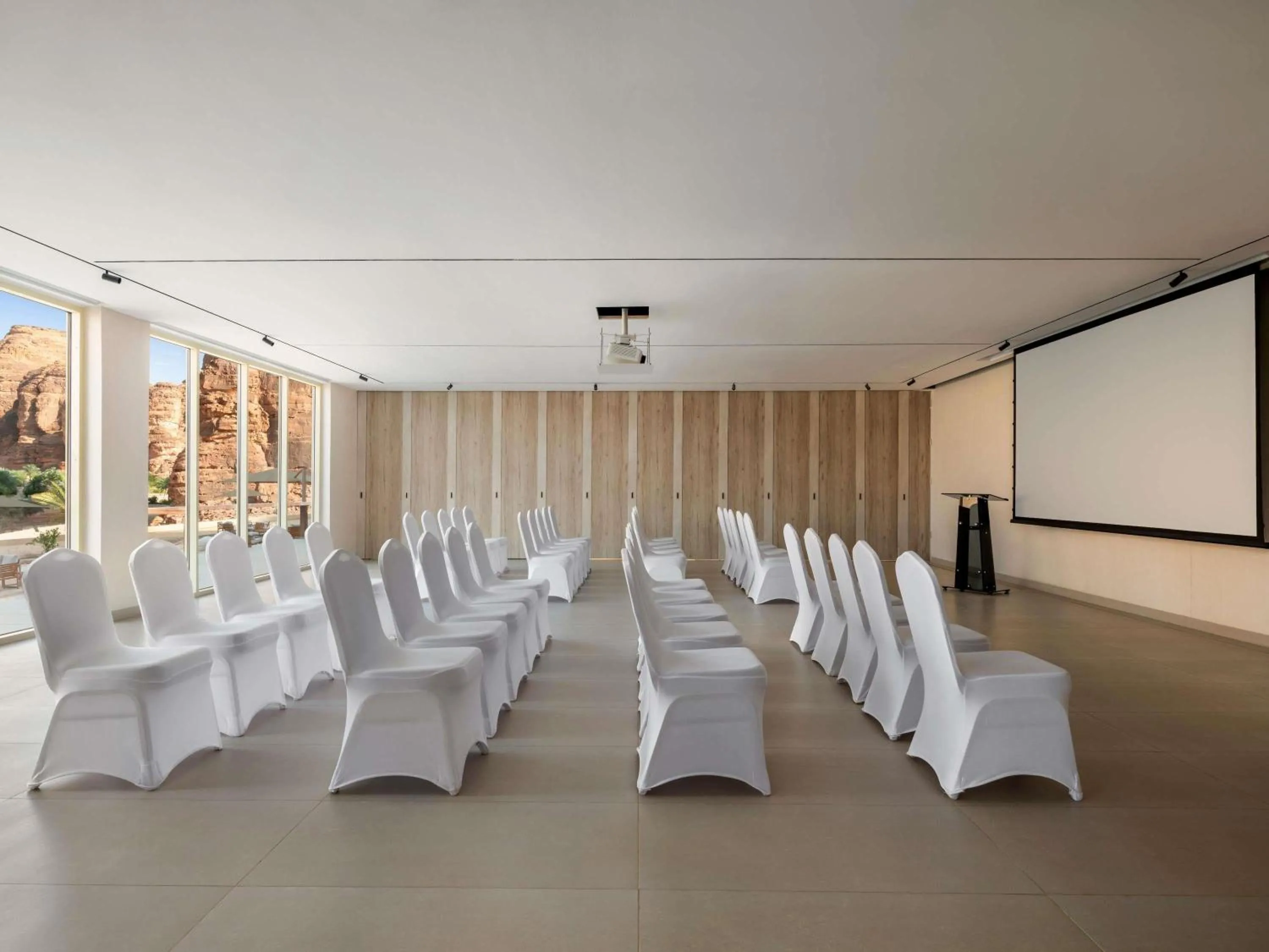 Meeting/conference room in Shaden Resort