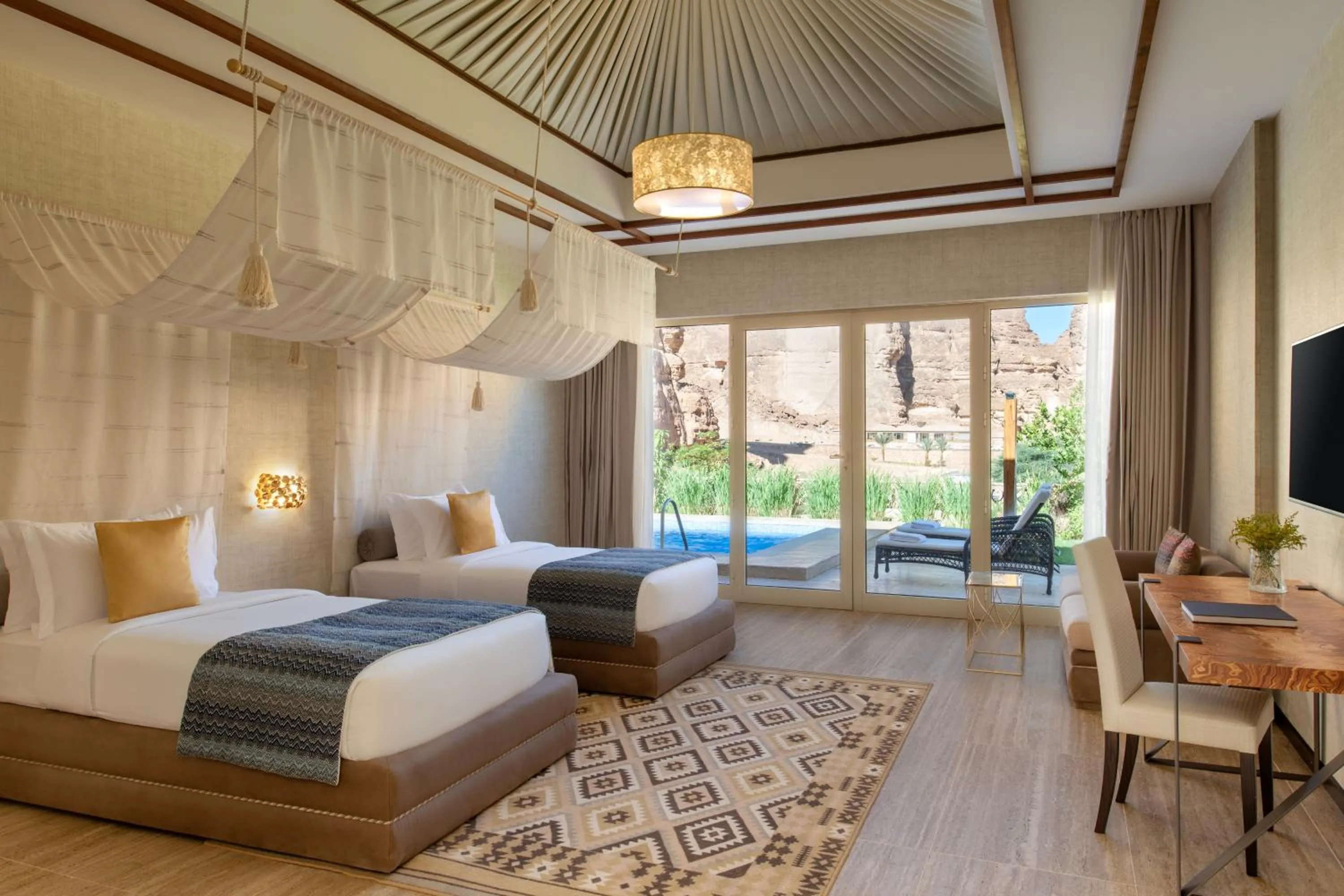 Bed in Shaden Resort