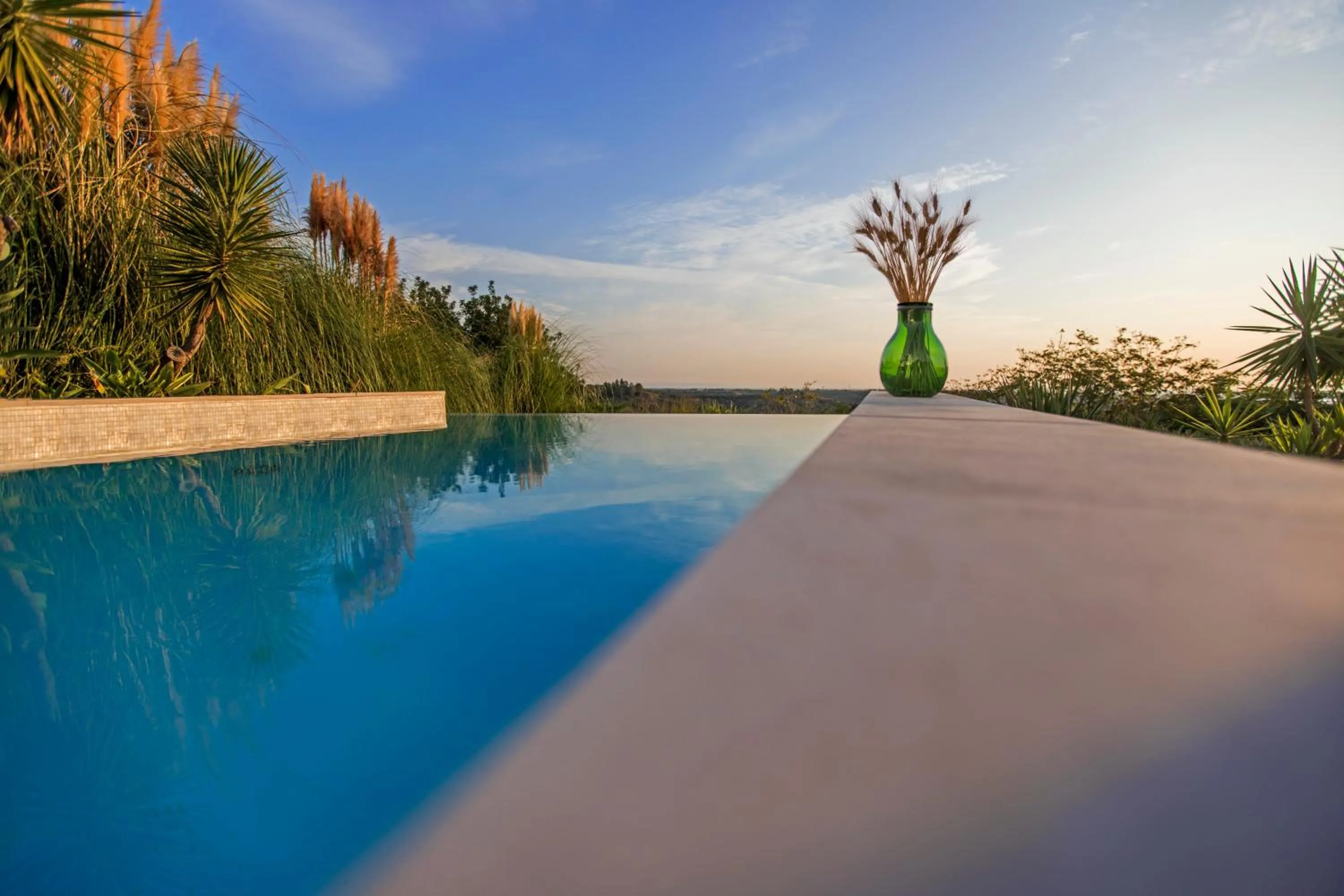 Swimming pool in Torre Fiore Hotel Masseria