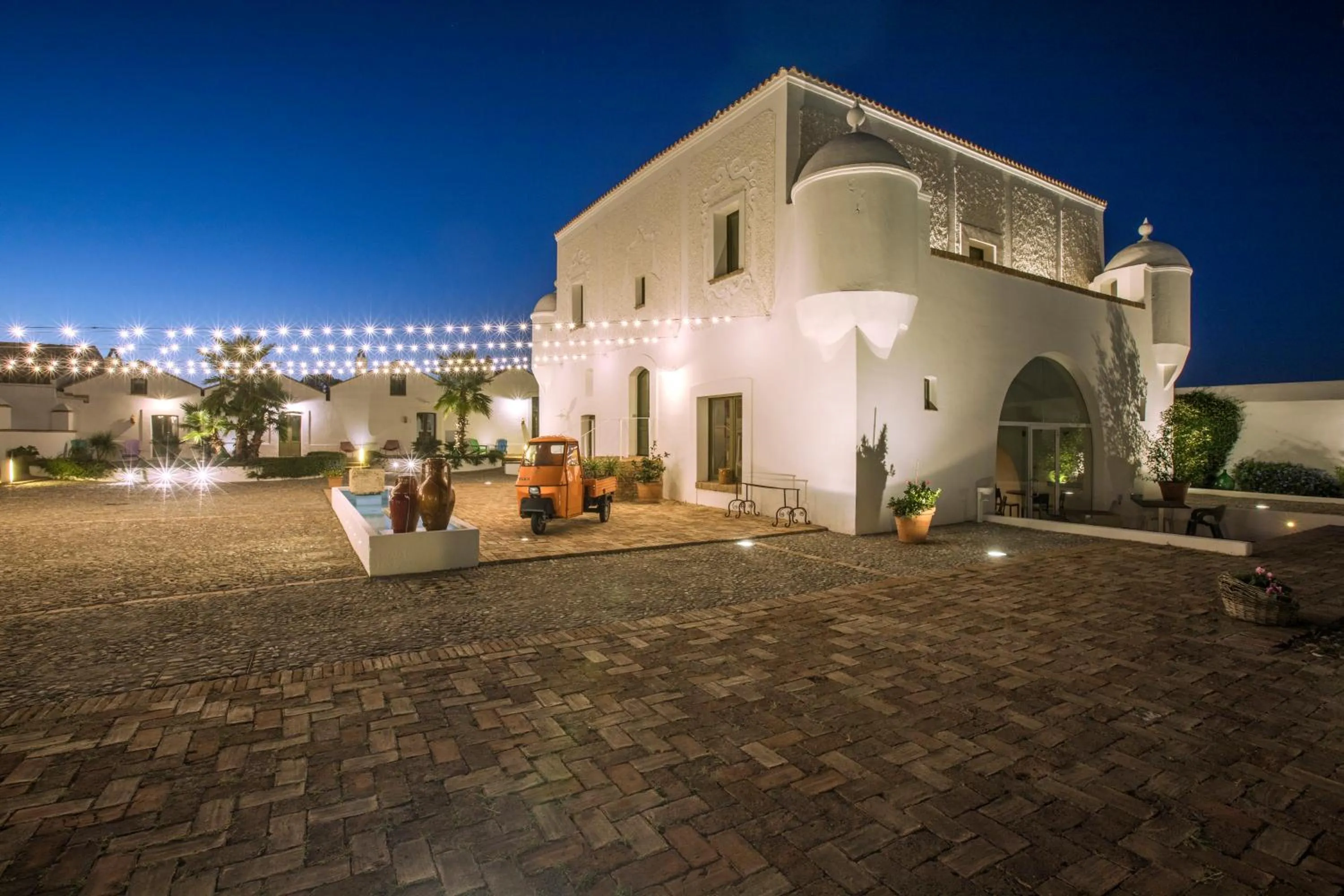 Property building in Torre Fiore Hotel Masseria