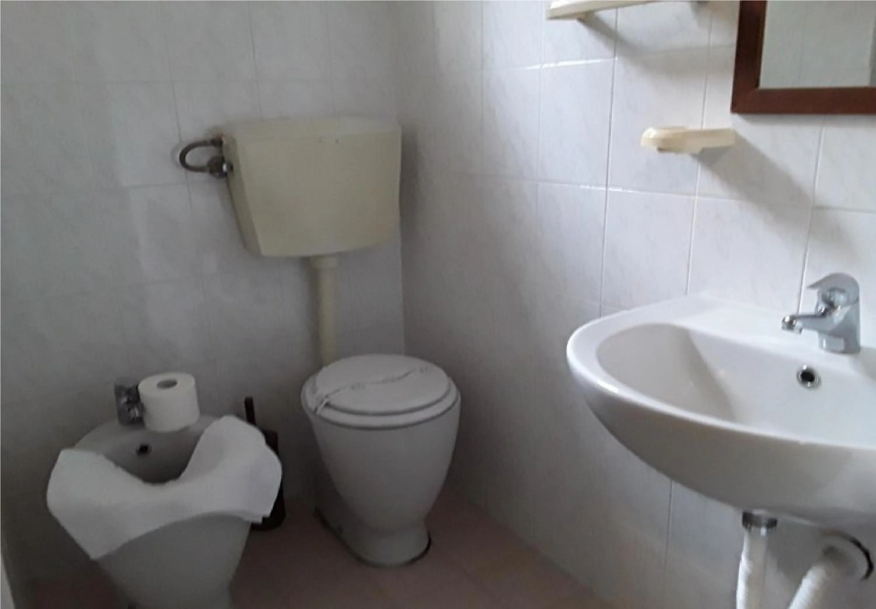 Toilet in HOTEL MAIDA