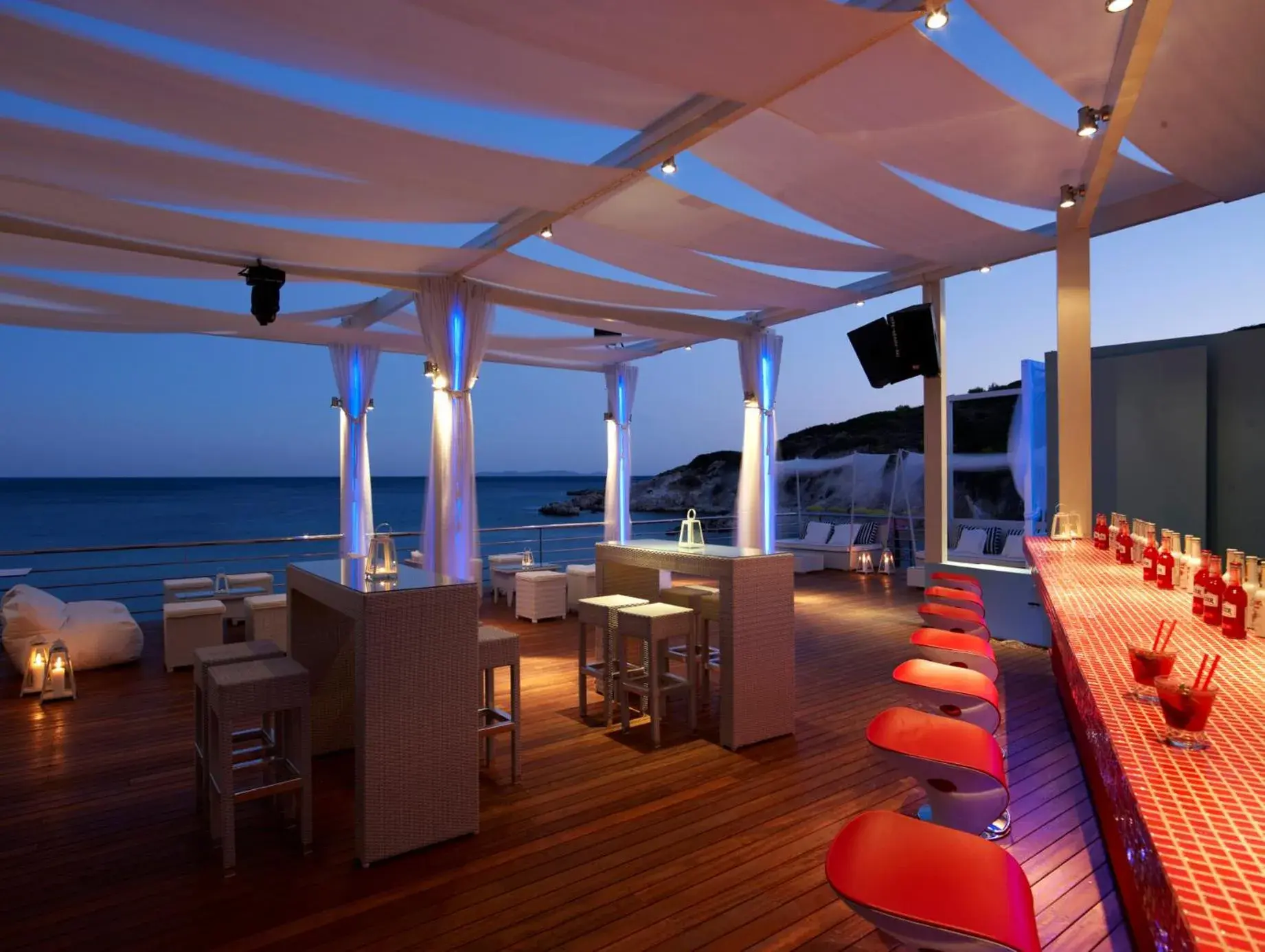 Lounge or bar in Proteas Blu Resort Lounge or bar in Proteas Blu Resort