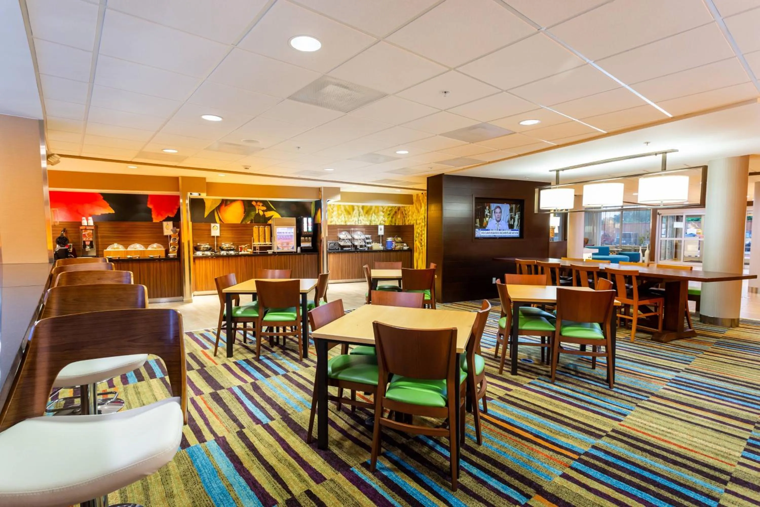 Breakfast in Fairfield Inn & Suites by Marriott Bay City, Texas