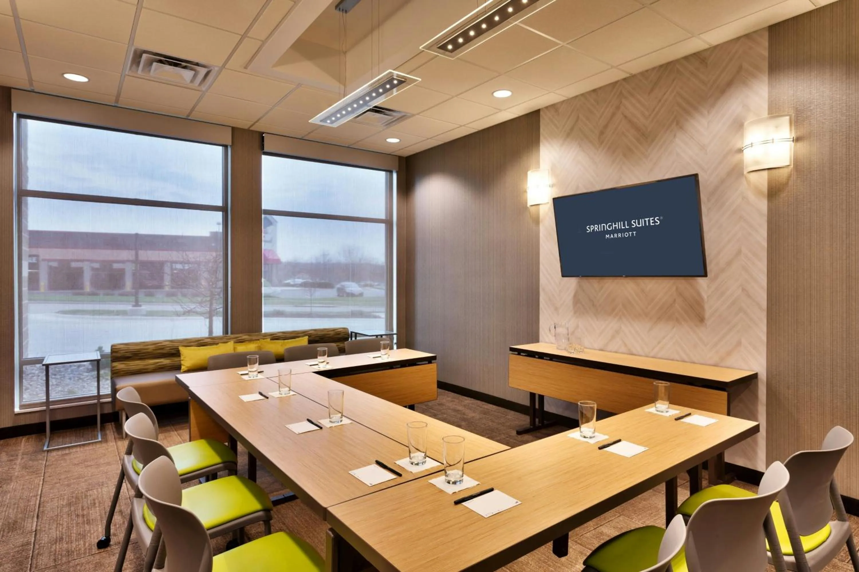 Meeting/conference room in SpringHill Suites by Marriott Coralville