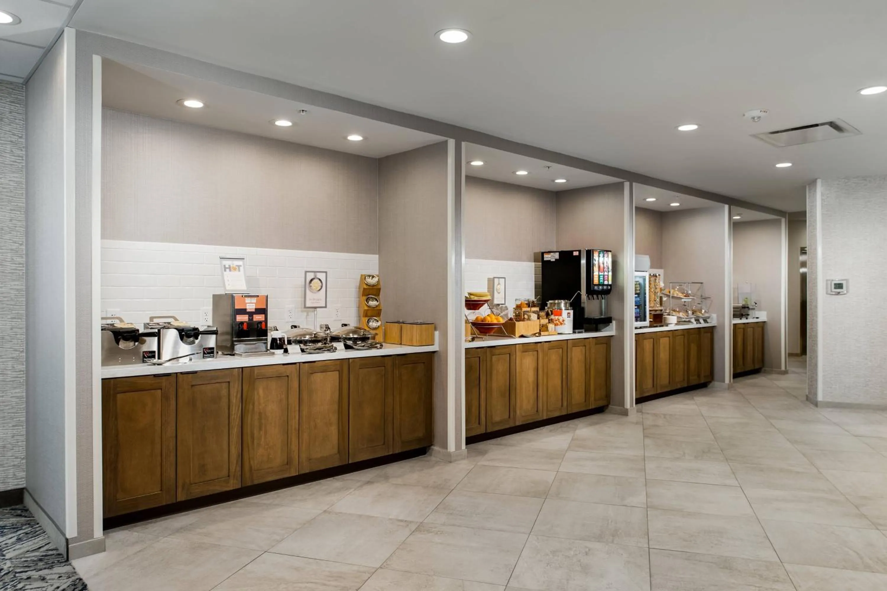 Breakfast in Fairfield Inn & Suites Fort Worth Downtown/Convention Center