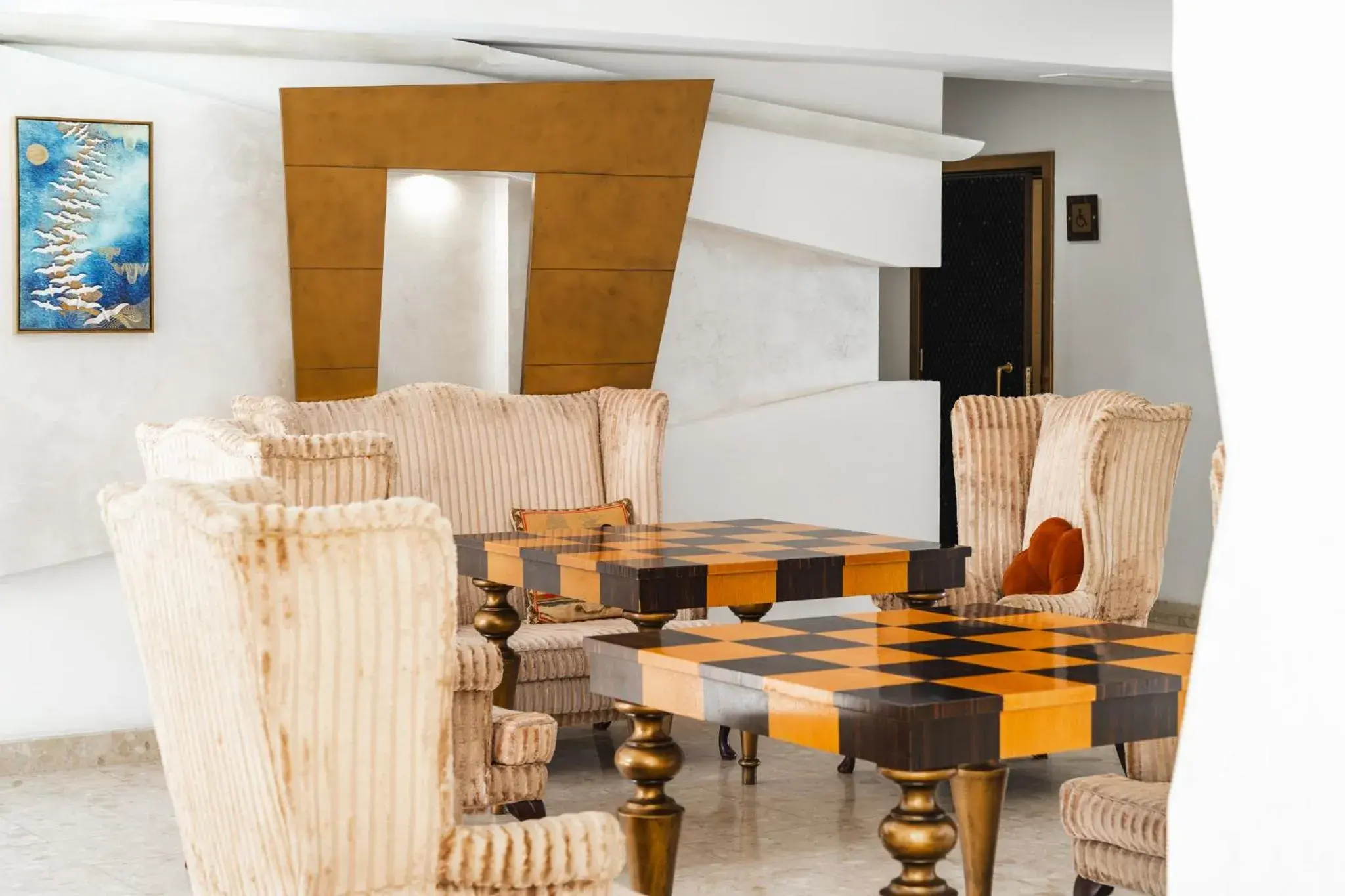 Property building in Festa Via Pontica Property building in Festa Via Pontica