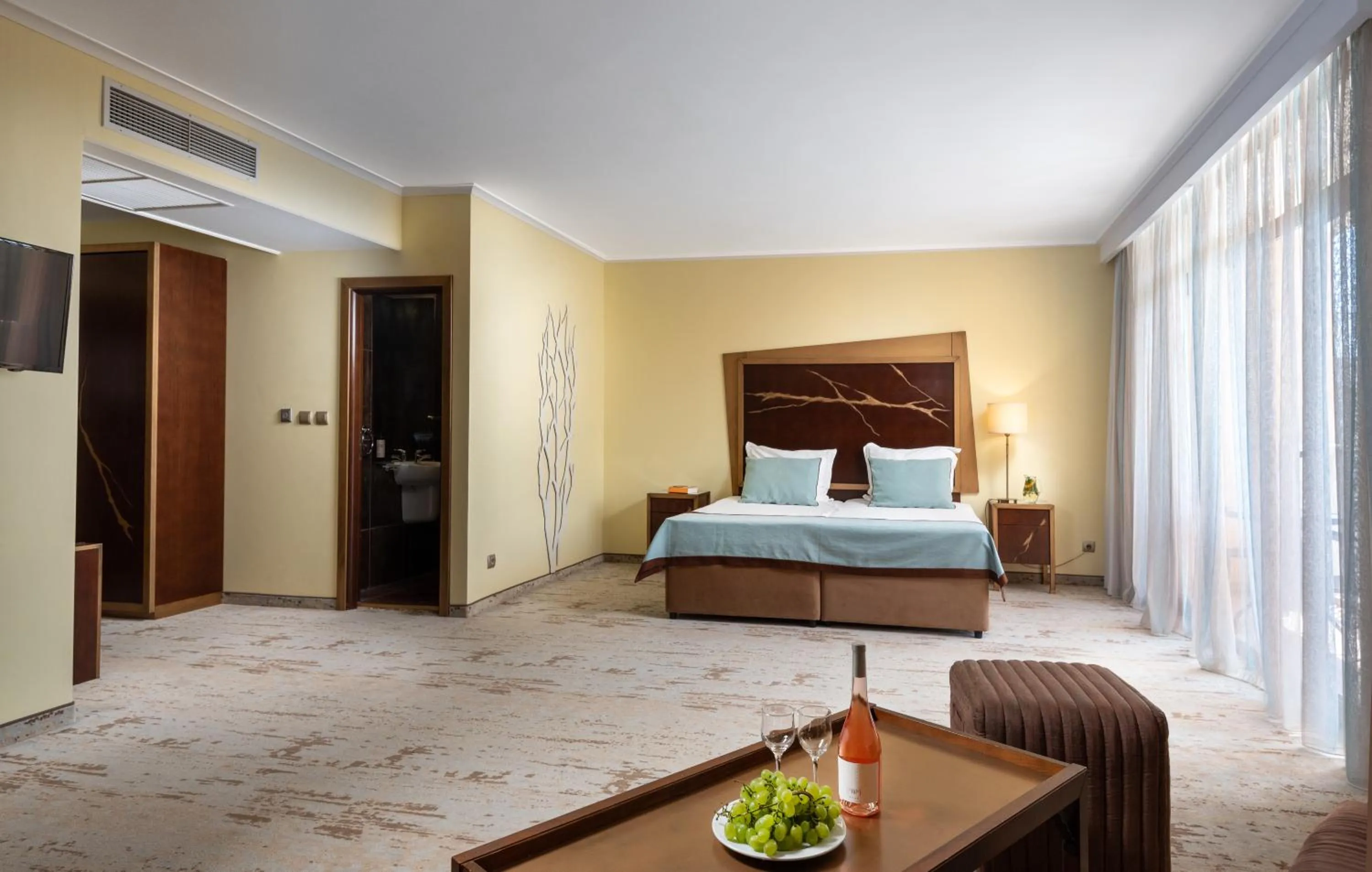 Photo of the whole room, Bed in Festa Via Pontica