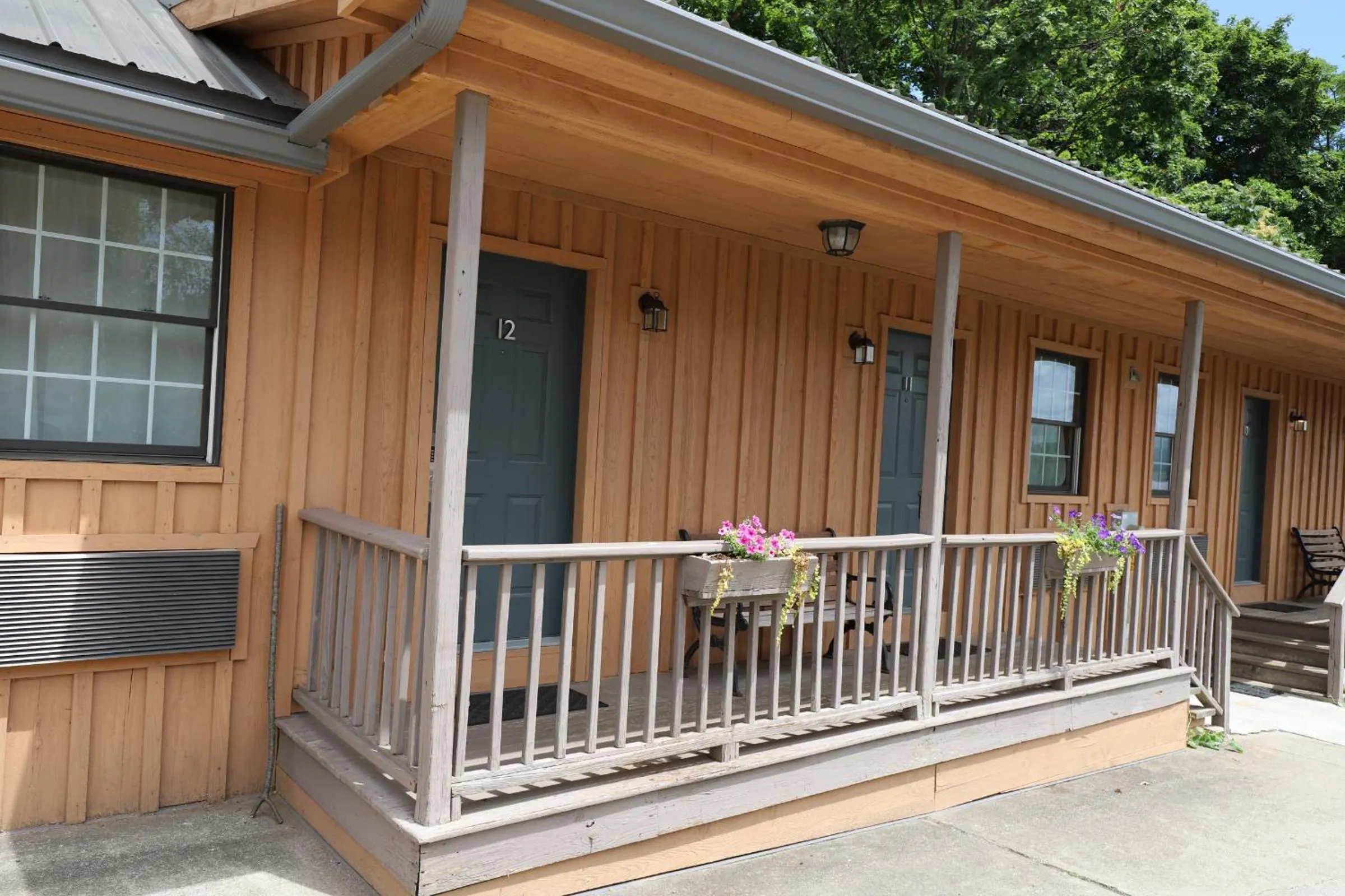 Balcony/Terrace in Lakeside Resort