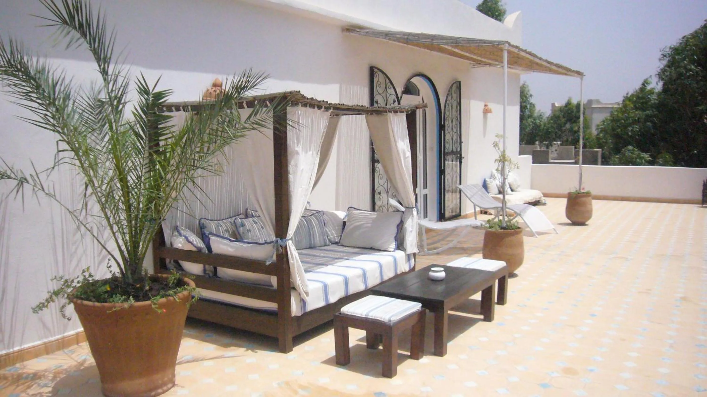 Balcony/Terrace in Villa Daba By Zelia