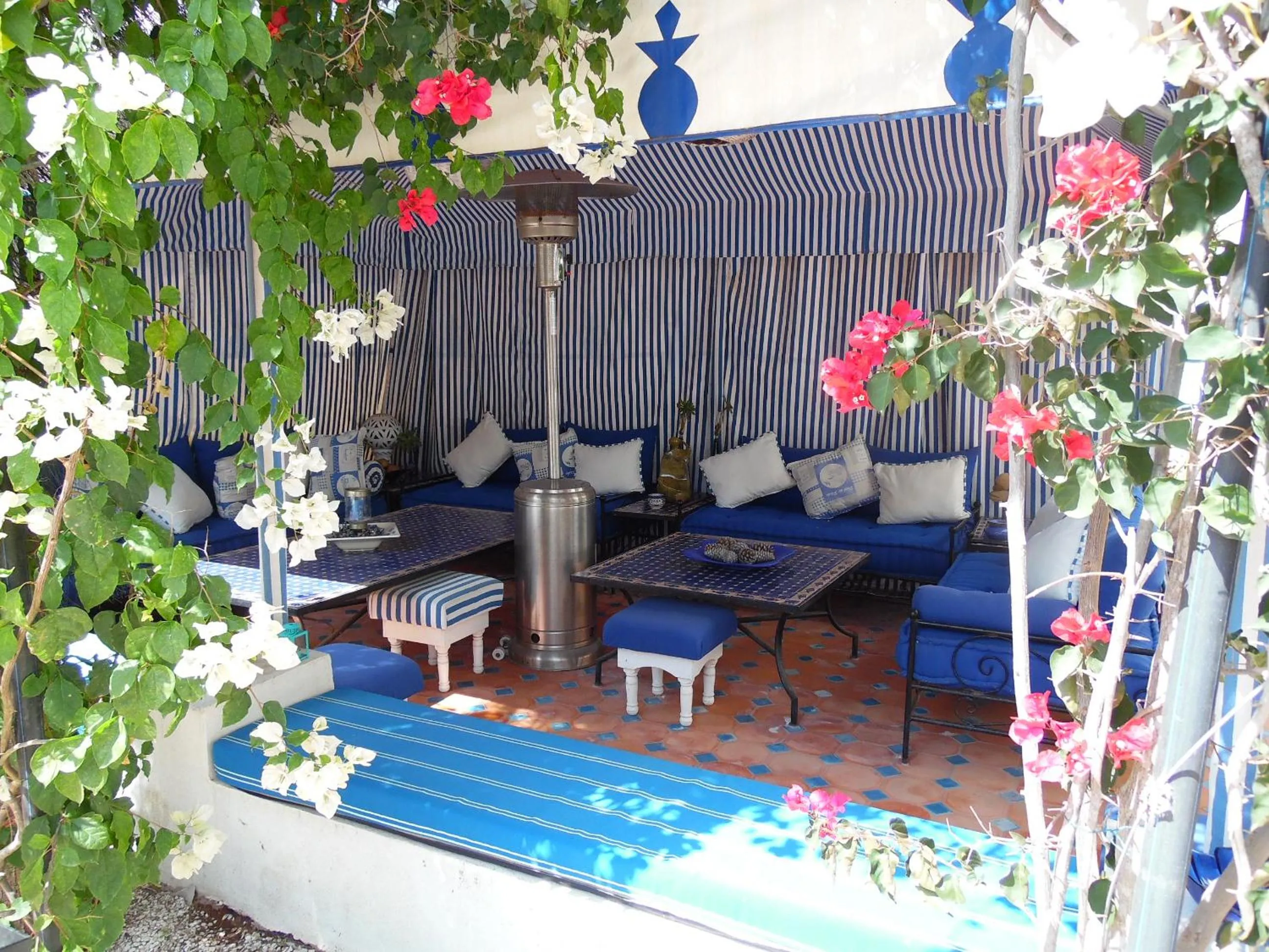 Living room in Villa Daba By Zelia