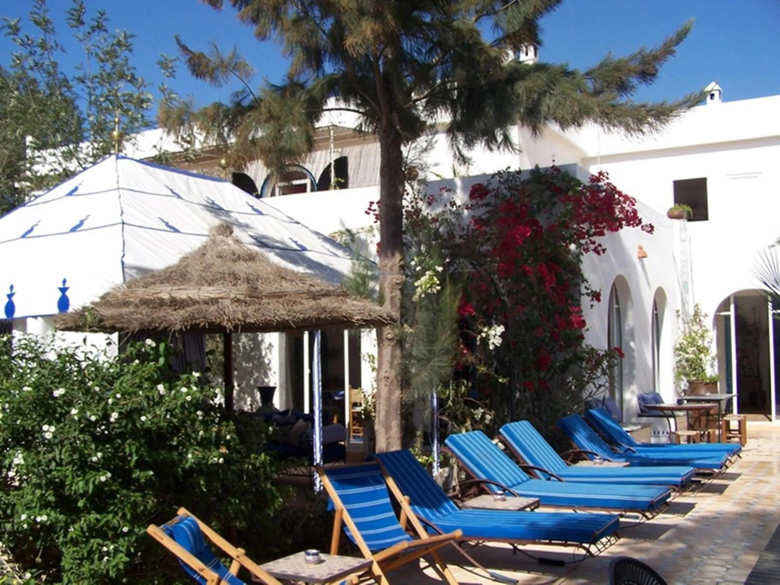 Balcony/Terrace in Villa Daba By Zelia