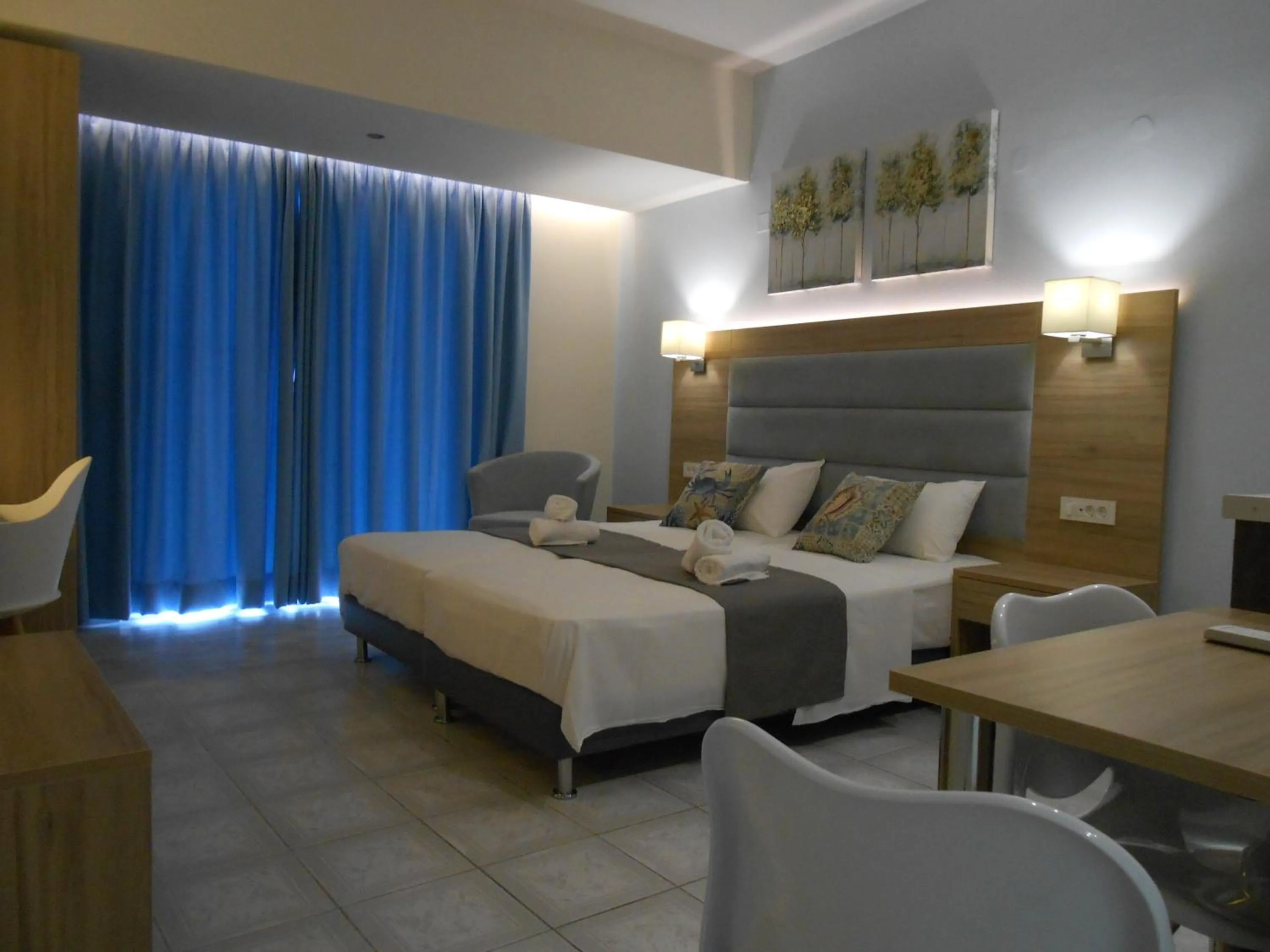 Bedroom, Bed in Aristo Apts