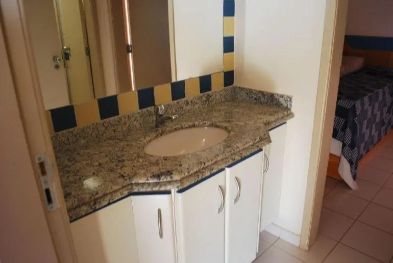 Bathroom in Thermas das Caldas - Caldas Novas - ACHEI FERIAS - Com Roupa de Cama