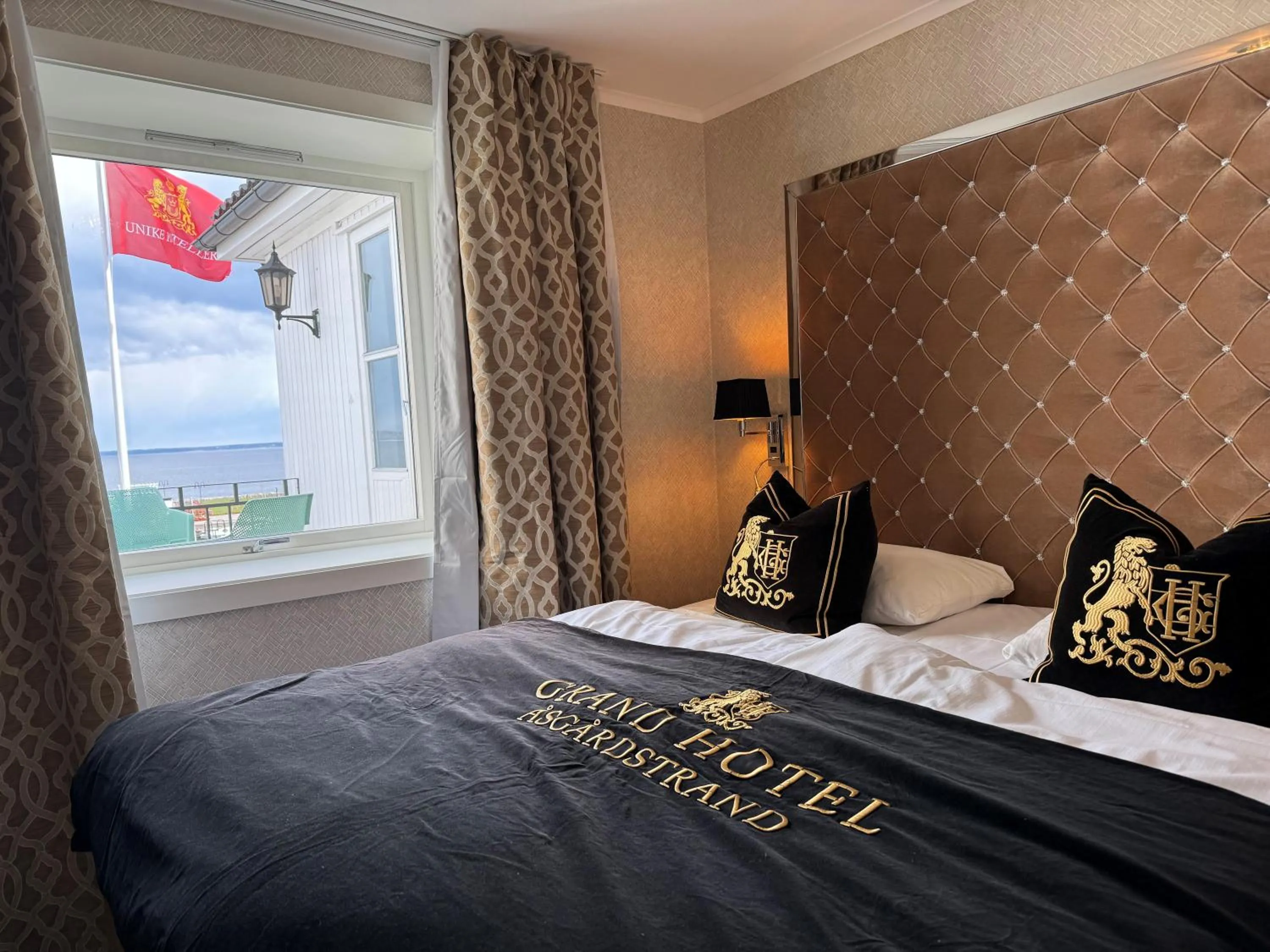 Bed in Grand Hotel Åsgårdstrand - Unike Hoteller