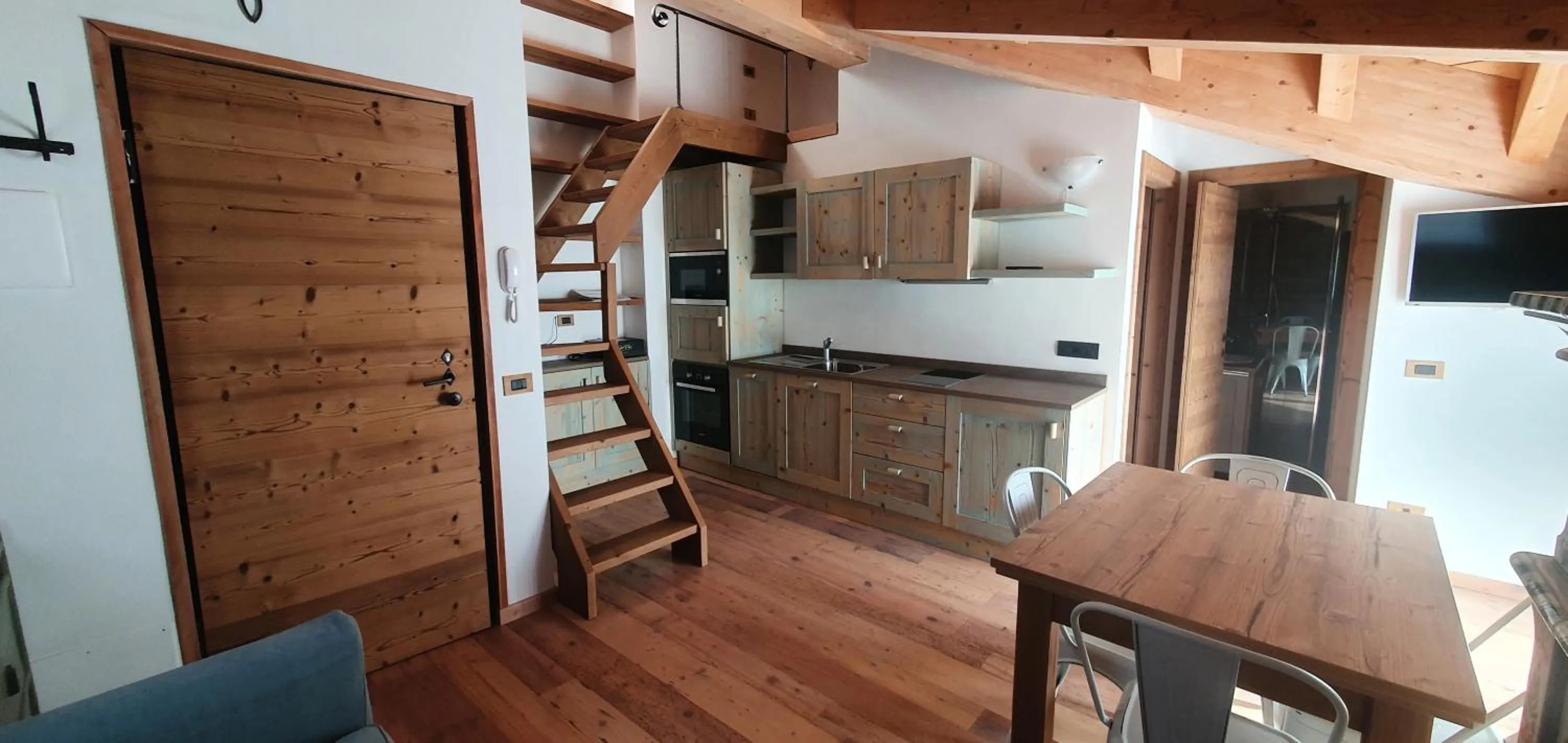 Kitchen or kitchenette in Paradise Lodge