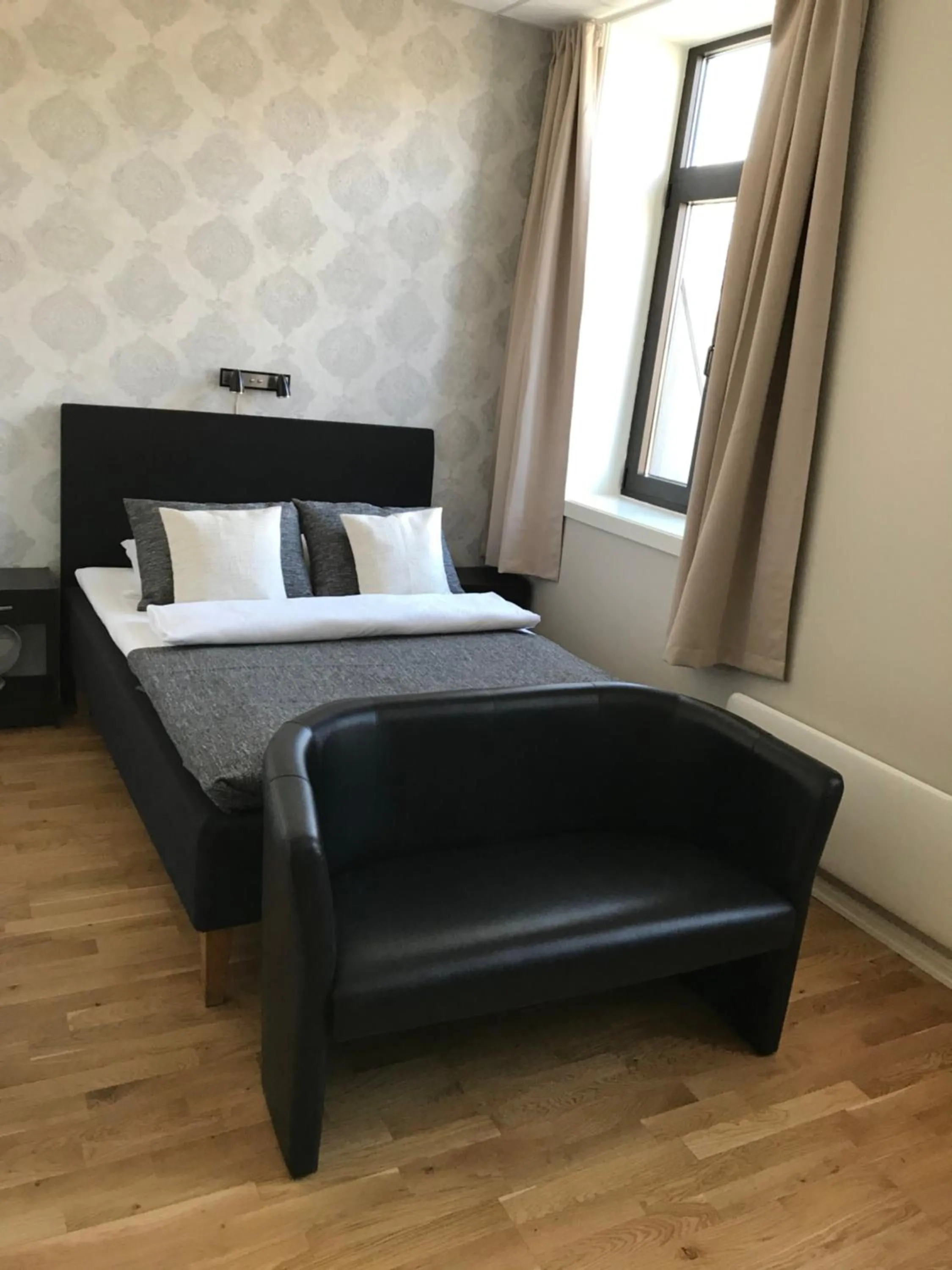 Bedroom, Bed in Moss Hotel & Apartments