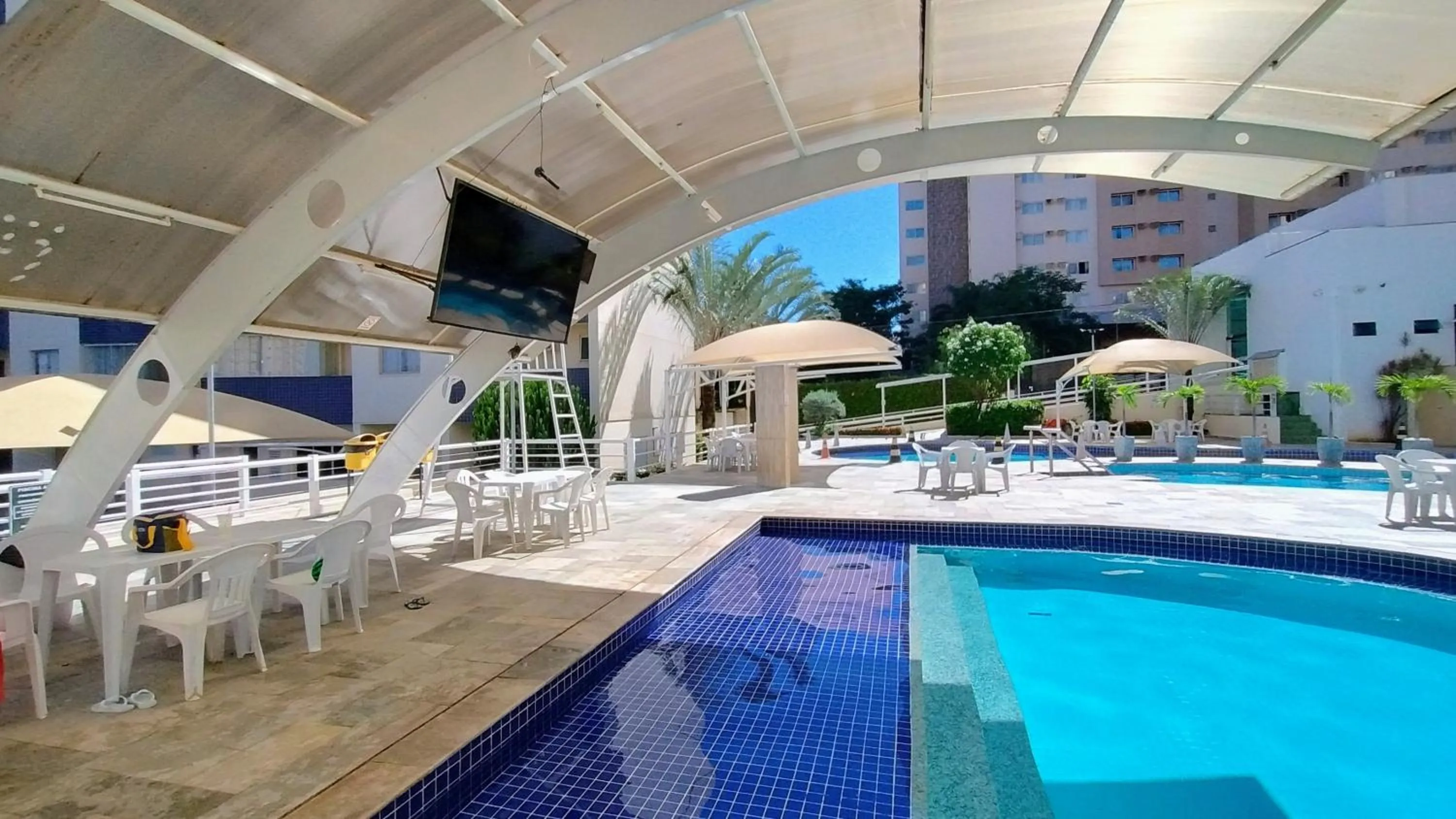 Pool view in Thermas do Bandeirante Caldas Novas - ACHEI FERIAS - Com Roupa de Cama