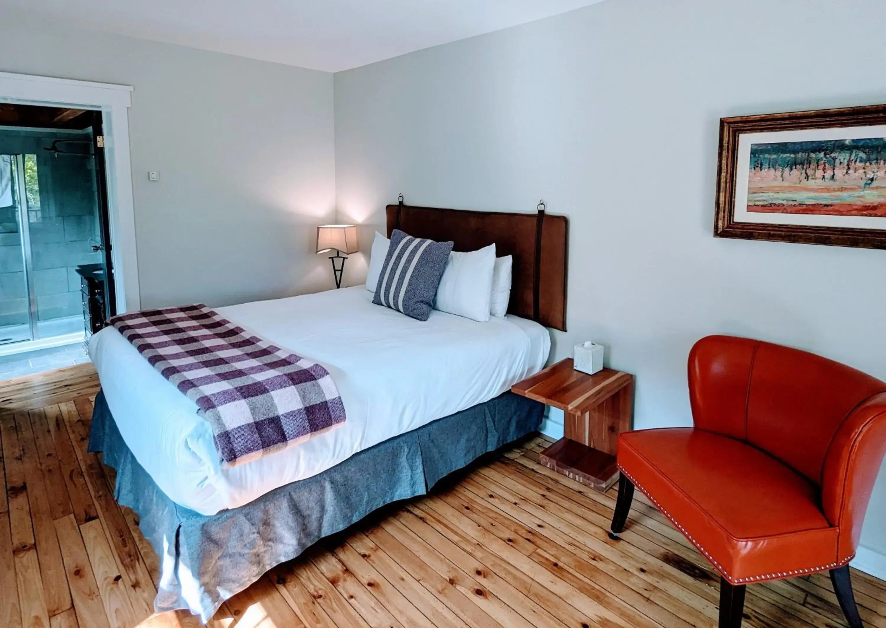 Miller's Room 1 Queen - Dog Friendly in Moulin Wakefield Mill Hotel & Spa Miller's Room 1 Queen - Dog Friendly in Moulin Wakefield Mill Hotel & Spa