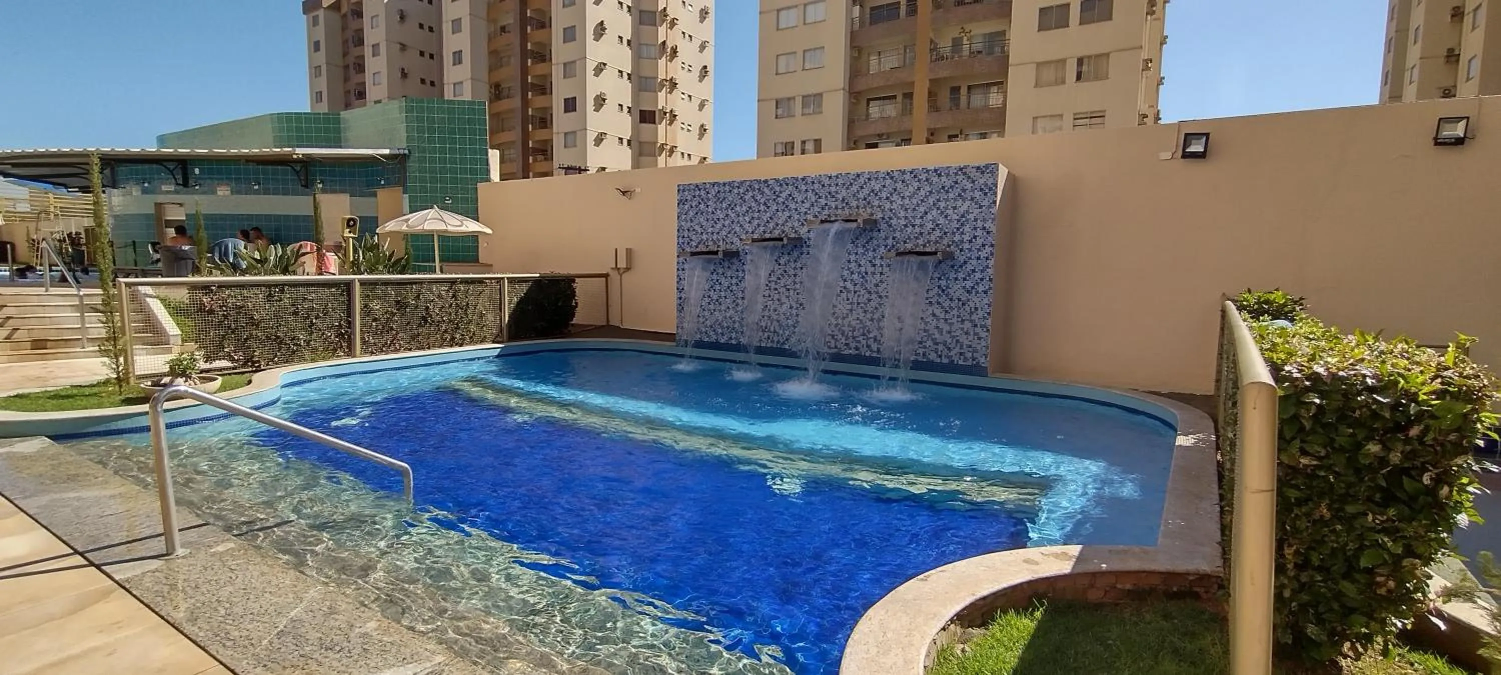 Swimming pool in Prive das Thermas I Caldas Novas - ACHEI FERIAS - com roupa de cama