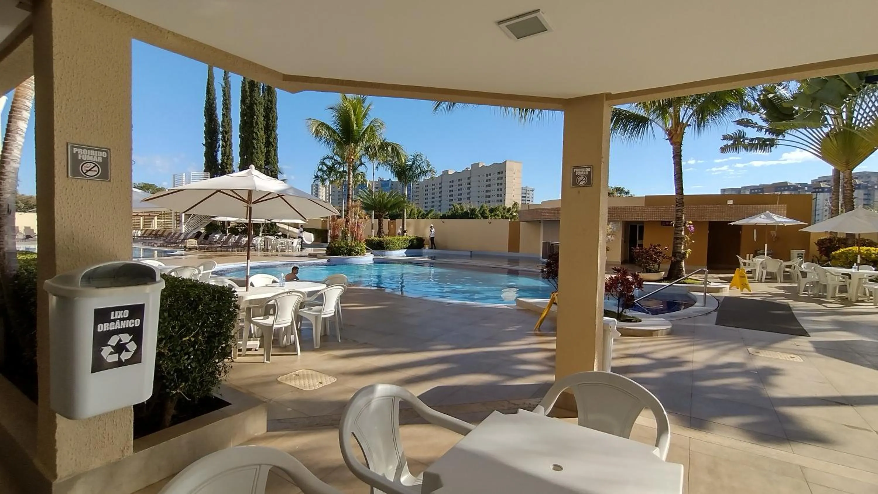 Pool view in Prive das Thermas II Caldas Novas - ACHEI FERIAS - Com Roupa de Cama