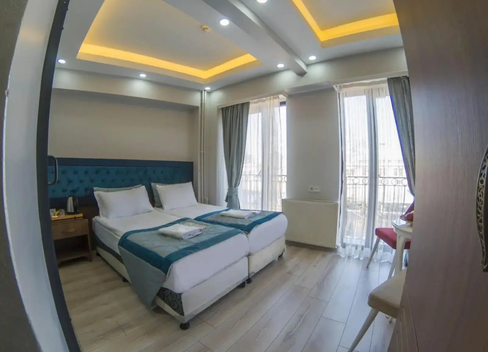 Double Room with Balcony and Sea View in Grand Esen Hotel Double Room with Balcony and Sea View in Grand Esen Hotel
