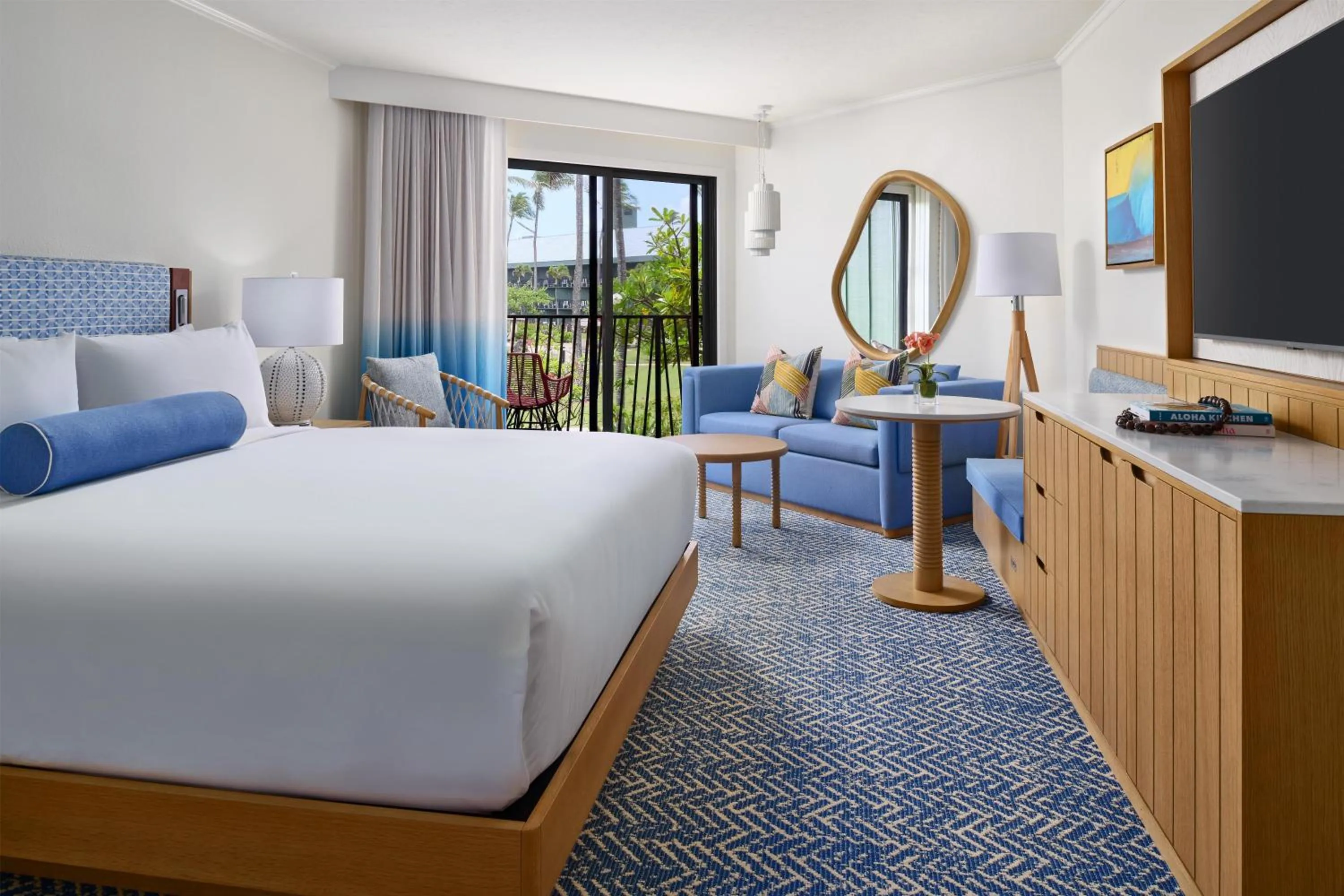 Bedroom, Bed in OUTRIGGER Kaua'i Beach Resort & Spa