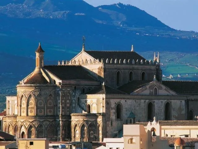 Nearby landmark in La Casa delle Lodole