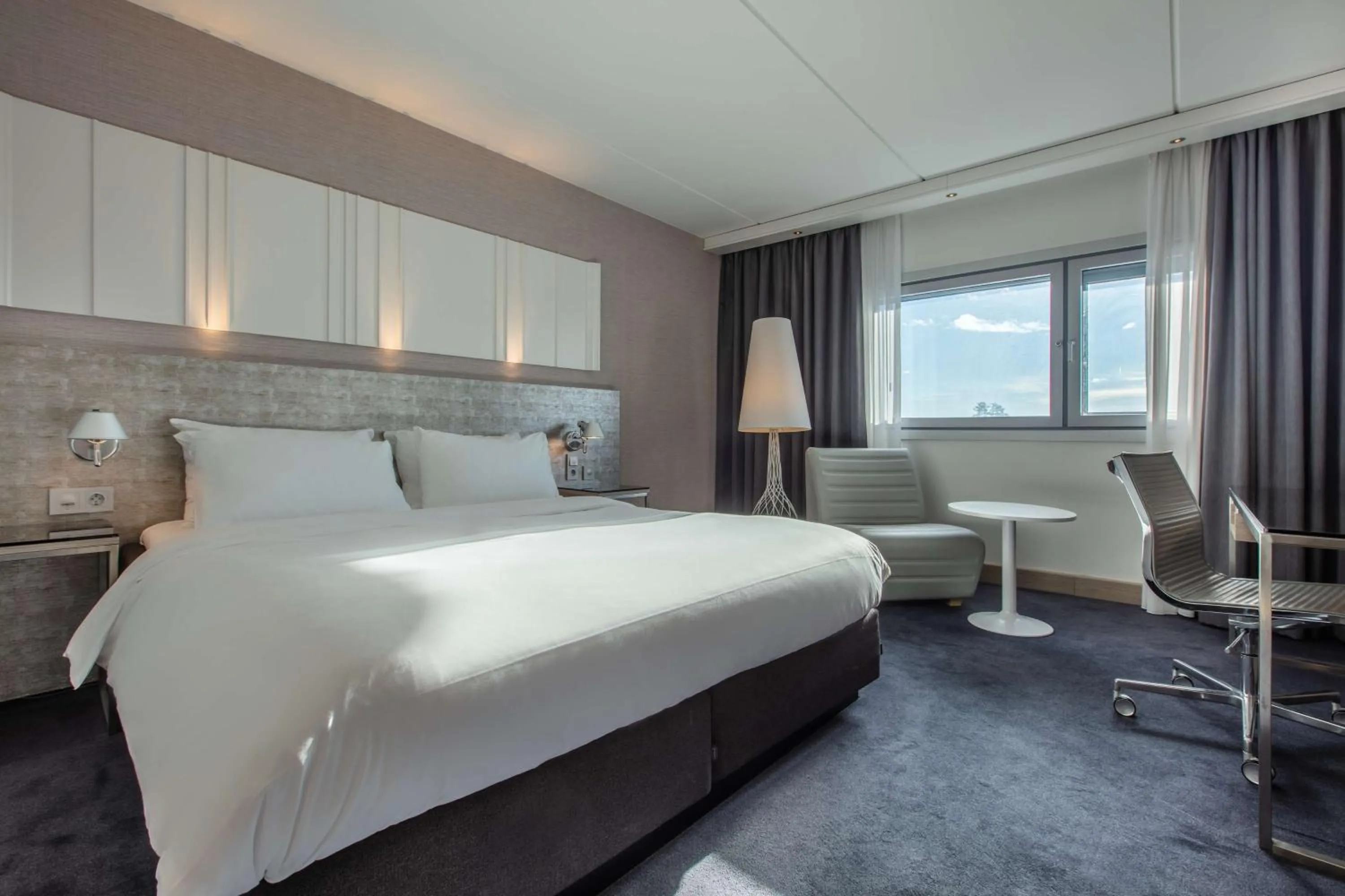 Photo of the whole room, Bed in Radisson Blu Airport Hotel, Oslo Gardermoen