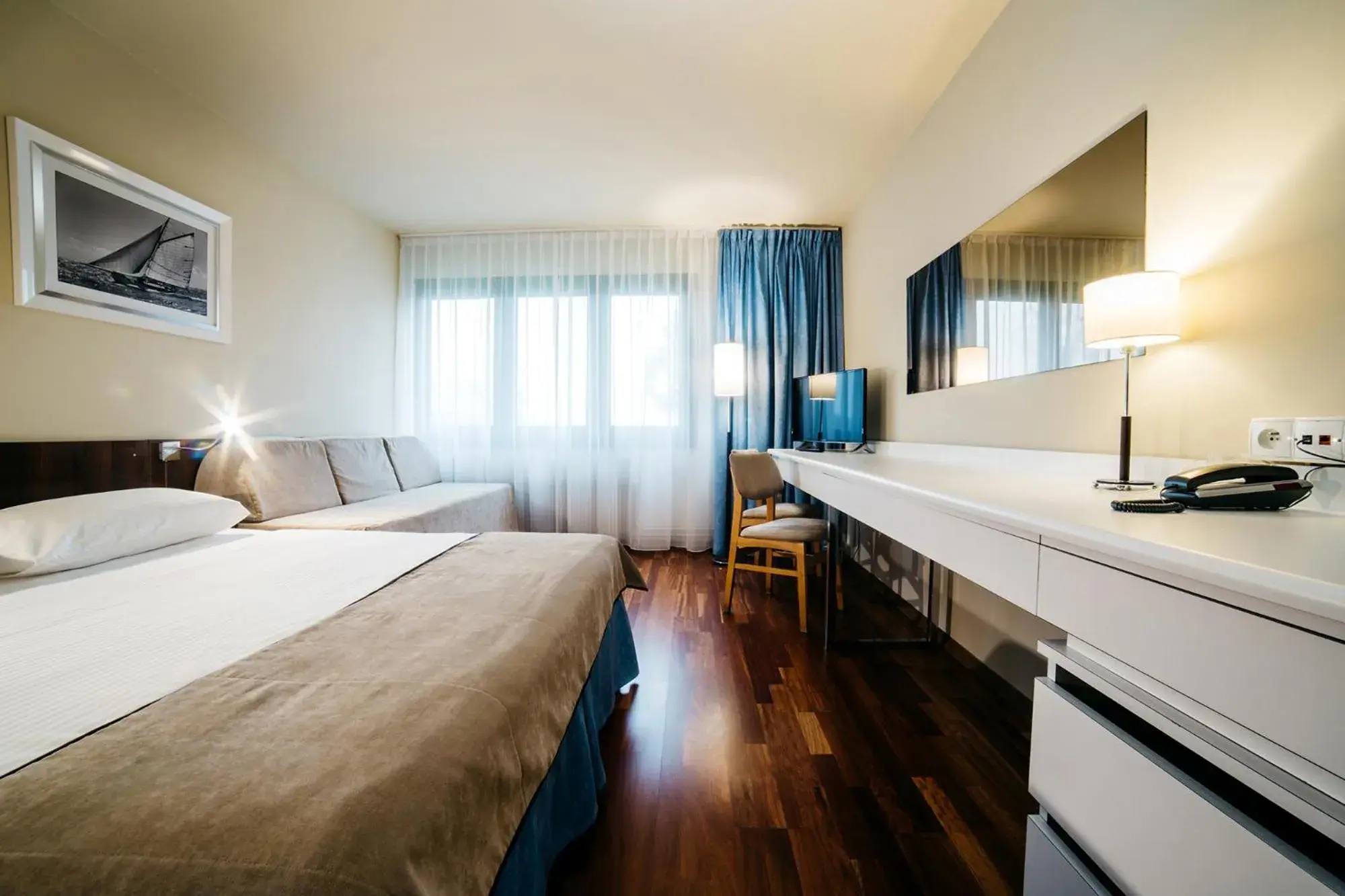 Superior Double Room with Lake View - single occupancy in Omega Hotel Superior Double Room with Lake View - single occupancy in Omega Hotel