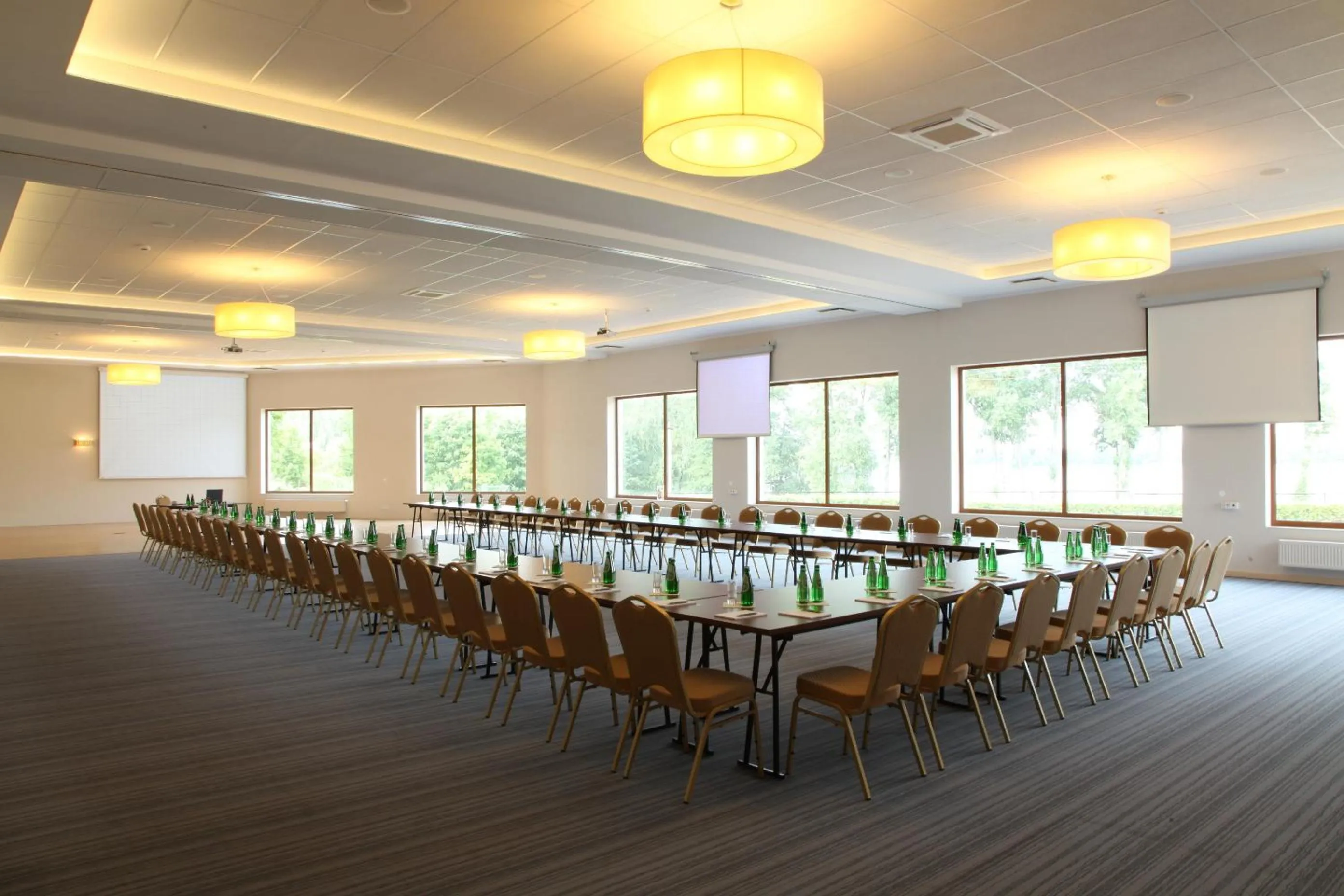 Business facilities in Omega Hotel