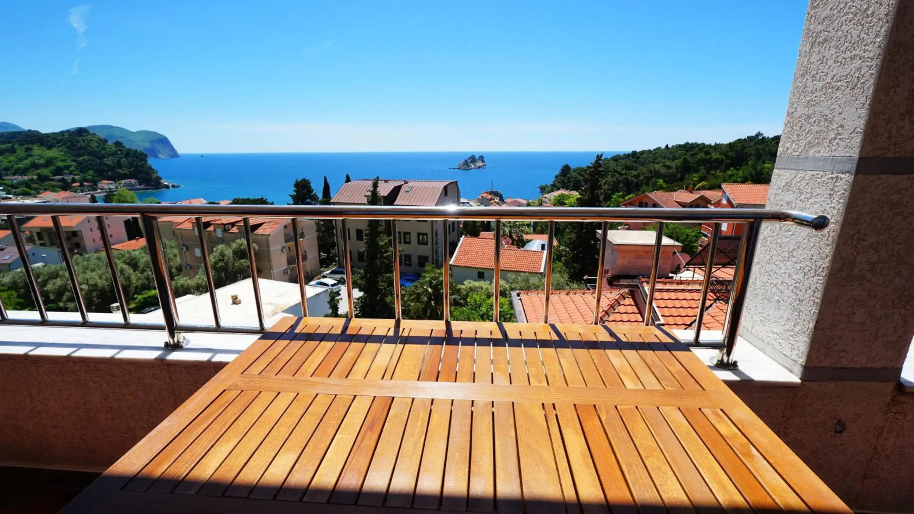 Superior Family One-Bedroom Apartment with Terrace and Sea View in Medin Apartments BluVista Superior Family One-Bedroom Apartment with Terrace and Sea View in Medin Apartments BluVista