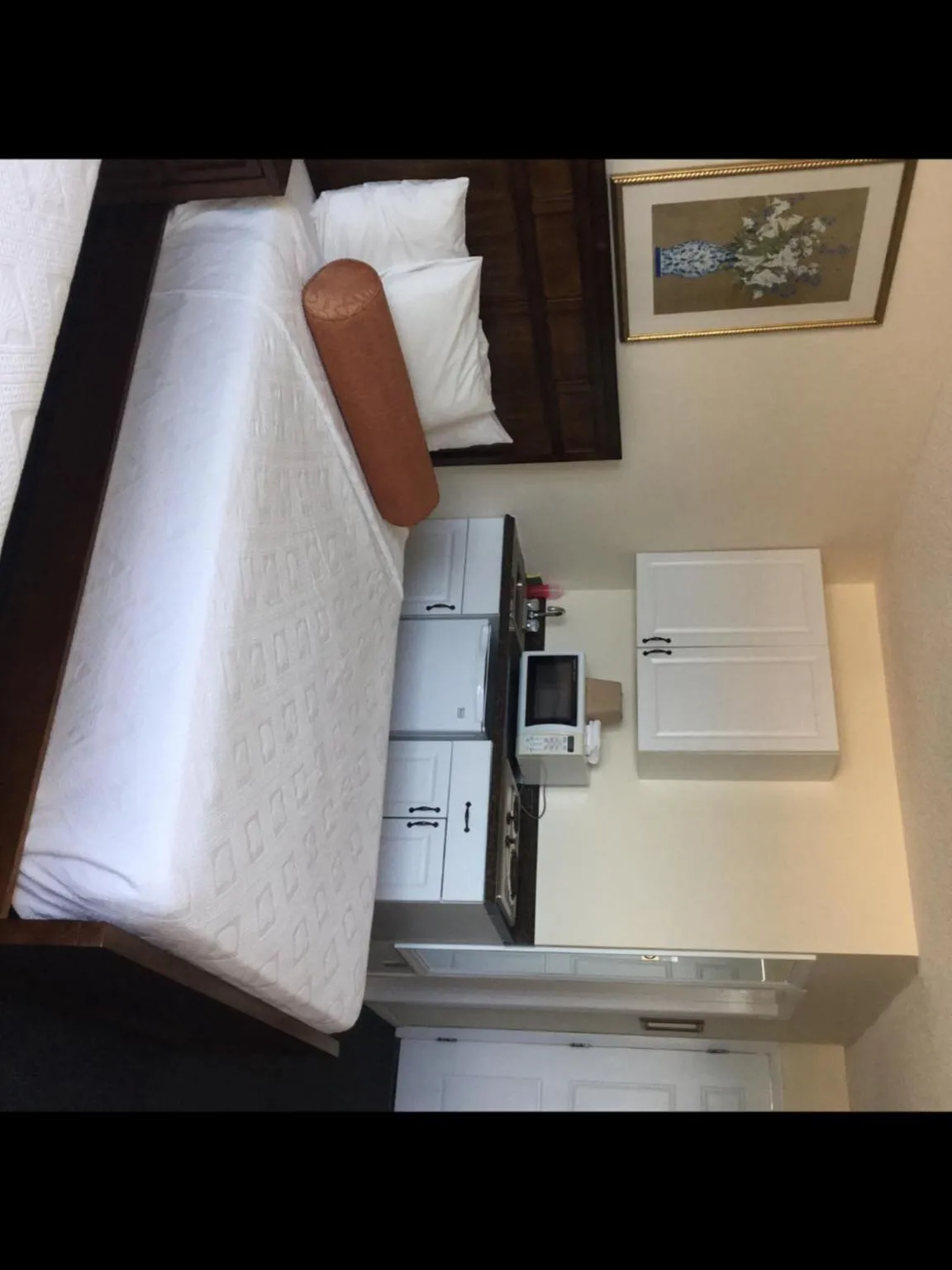 Photo of the whole room in Ocean Surf Resort