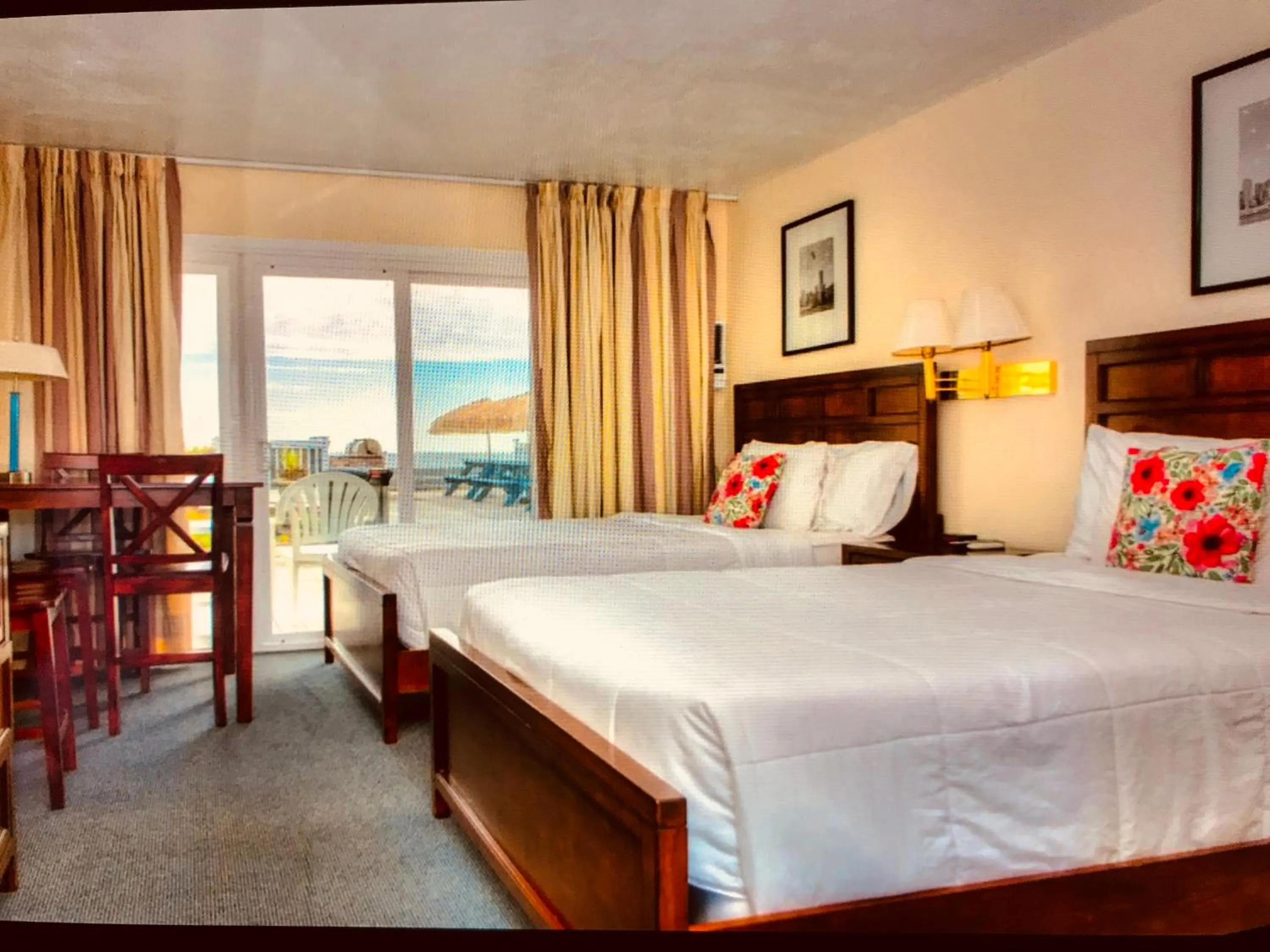 Dining area in Ocean Surf Resort