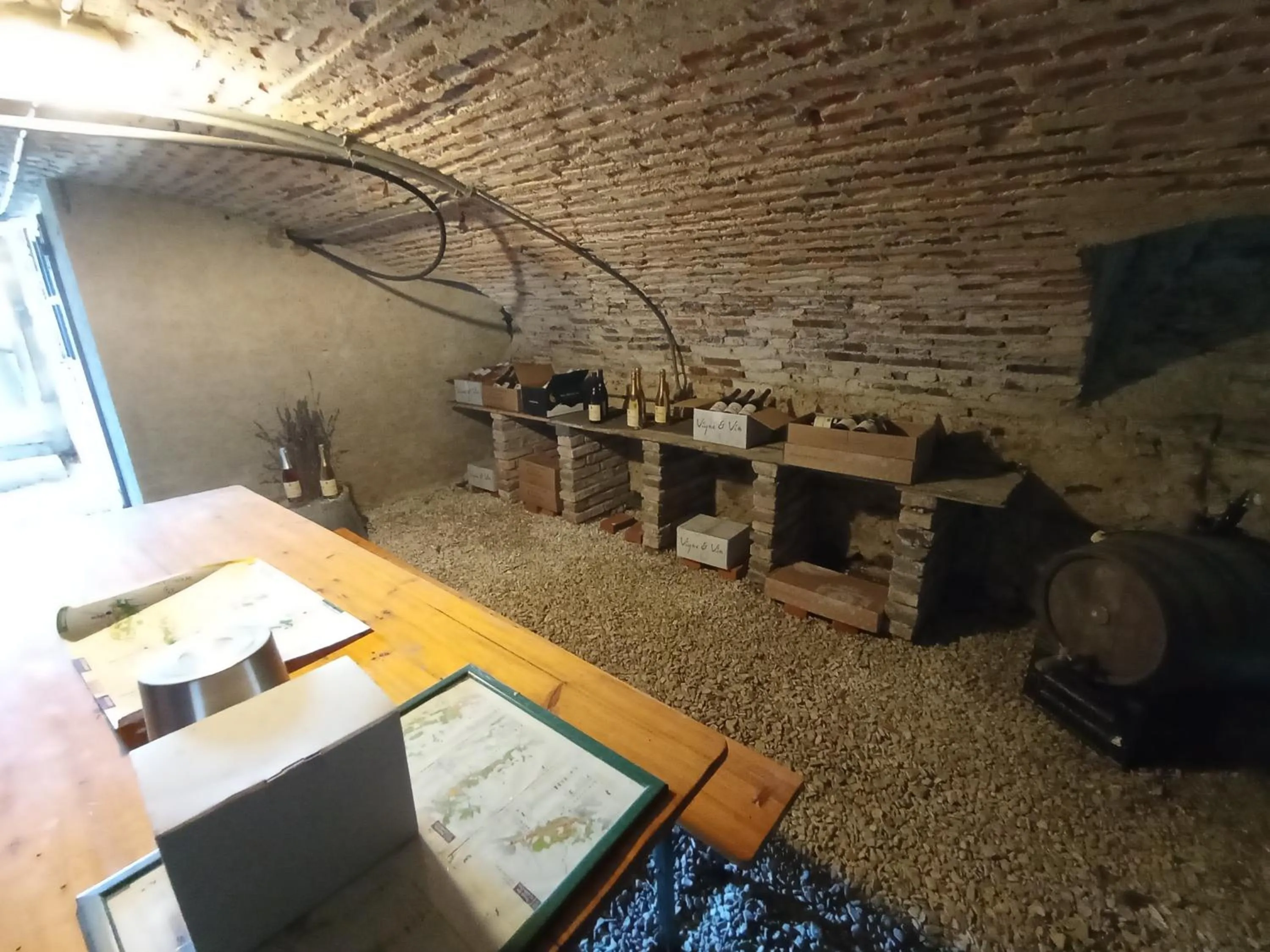 Property building in Château Latour