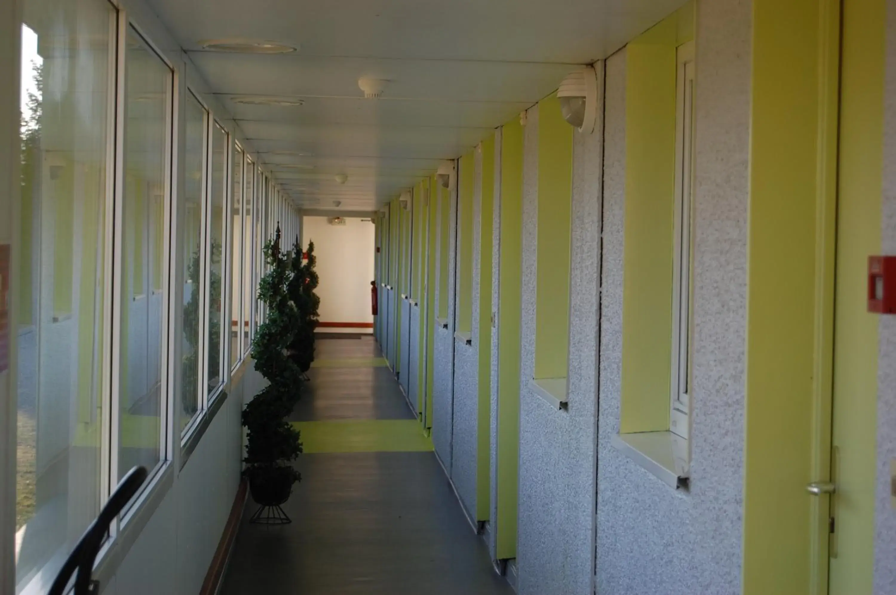 Twin Room - single occupancy in Logis Hotel des Portes de Meuse Twin Room - single occupancy in Logis Hotel des Portes de Meuse